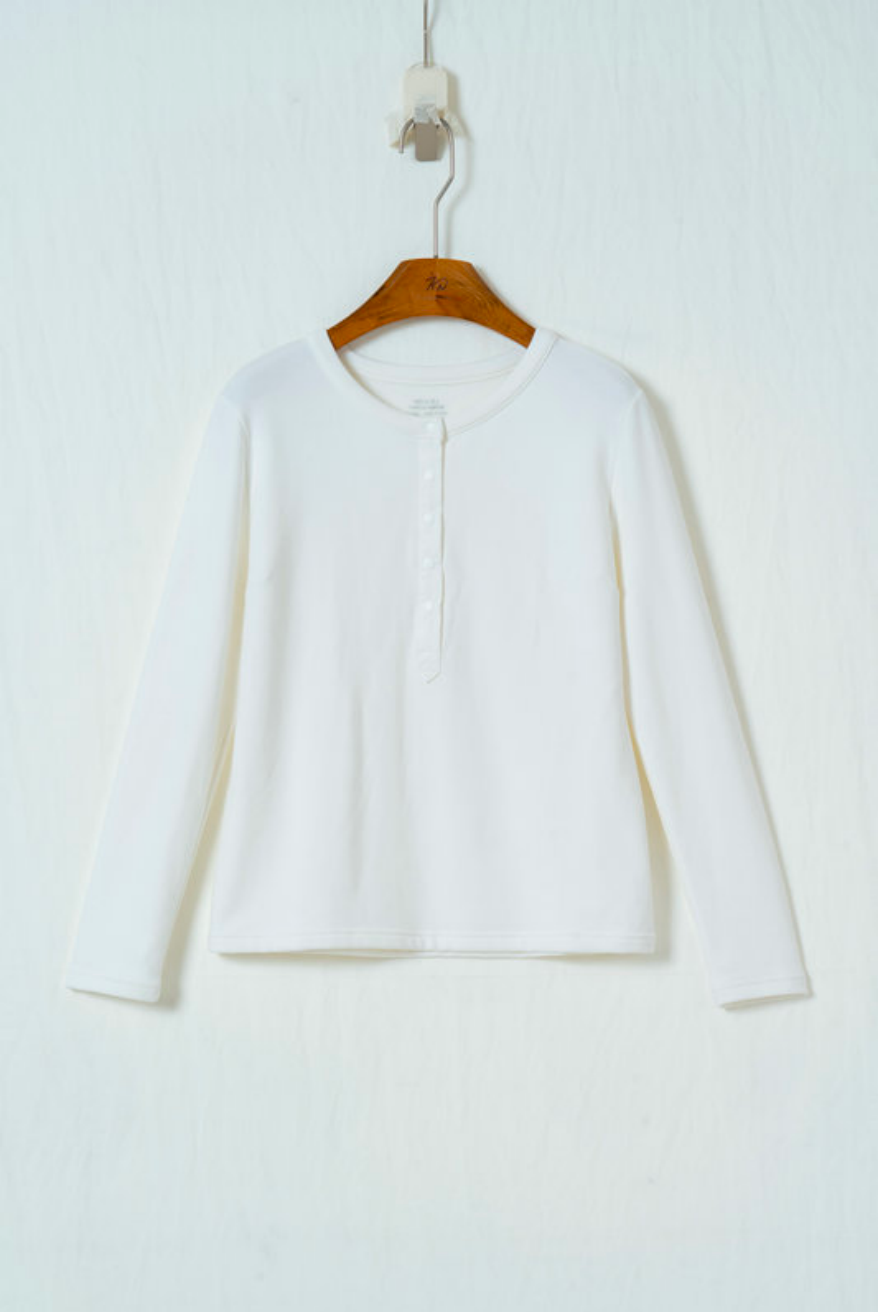 クルーネックデザインブラウス