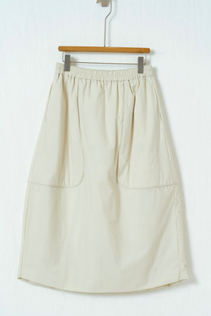 カジュアルダウンスカート