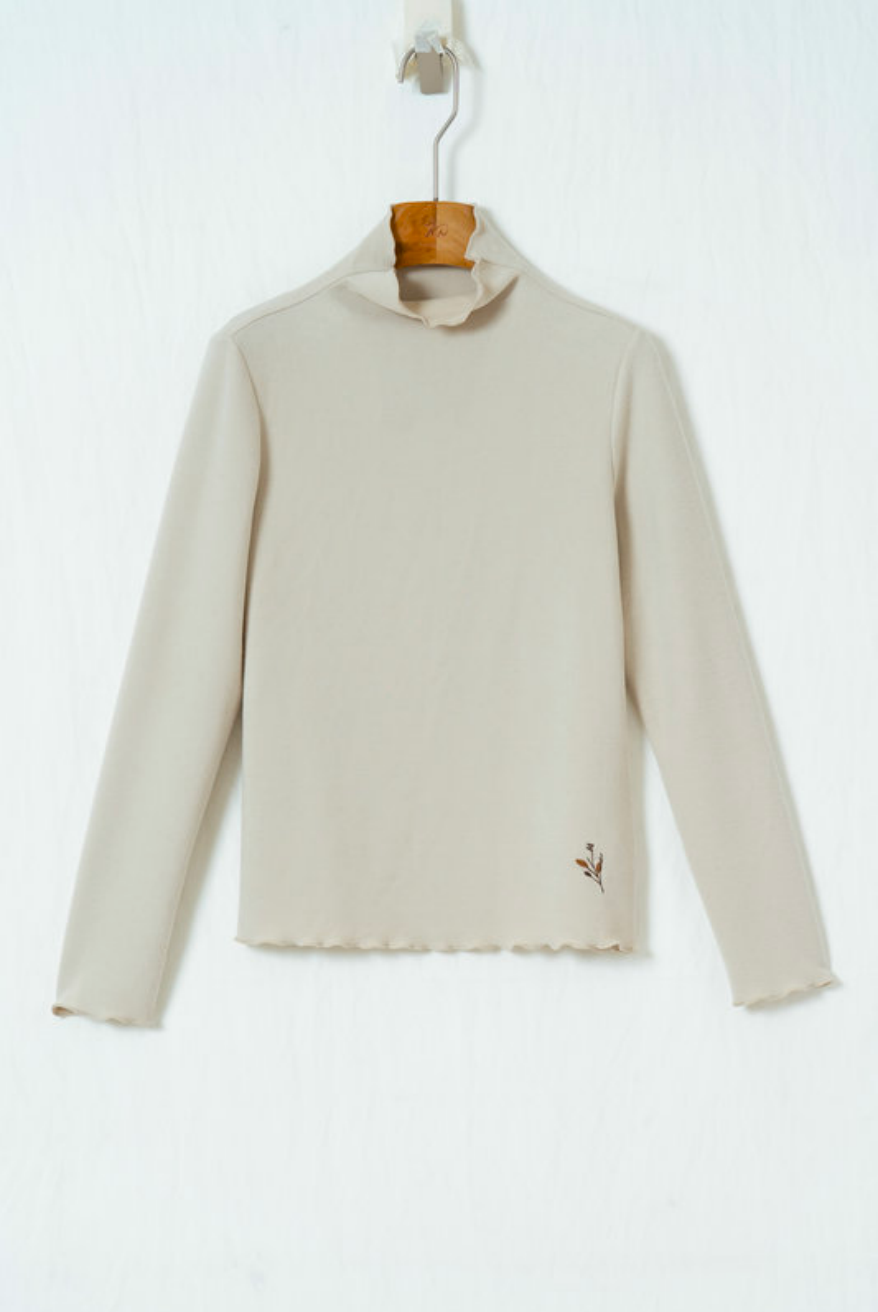 ハイネックトップス