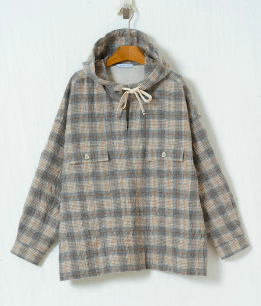 チェックパーカ