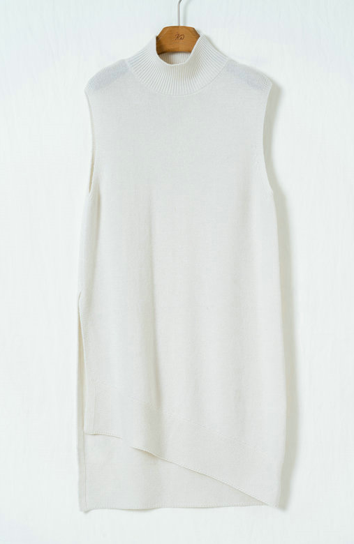 ノースリーブハイネックベスト