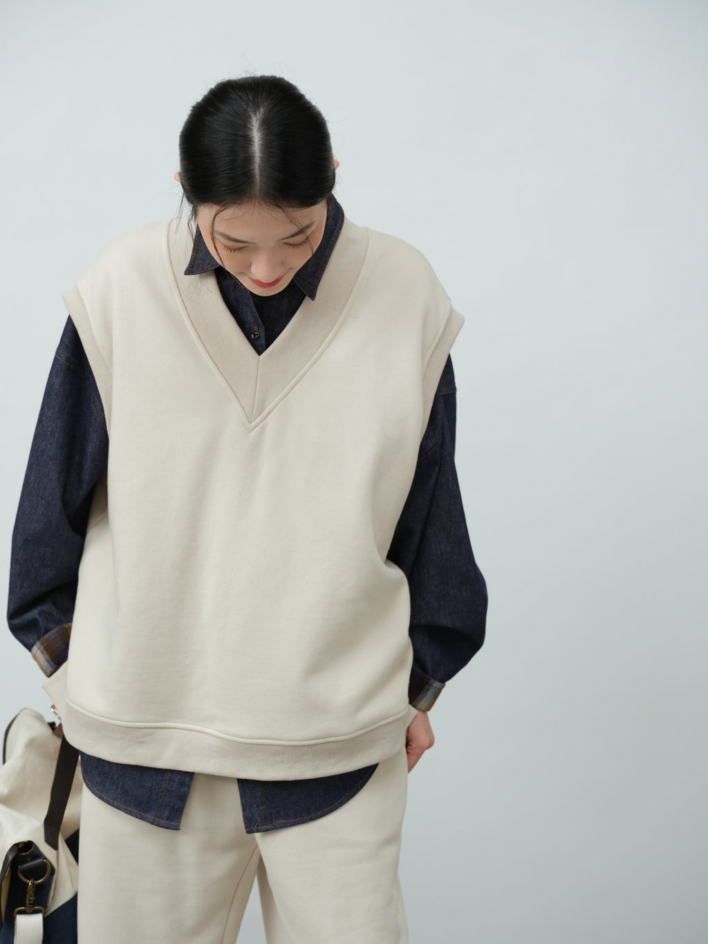 Vネックプルオーバーベスト