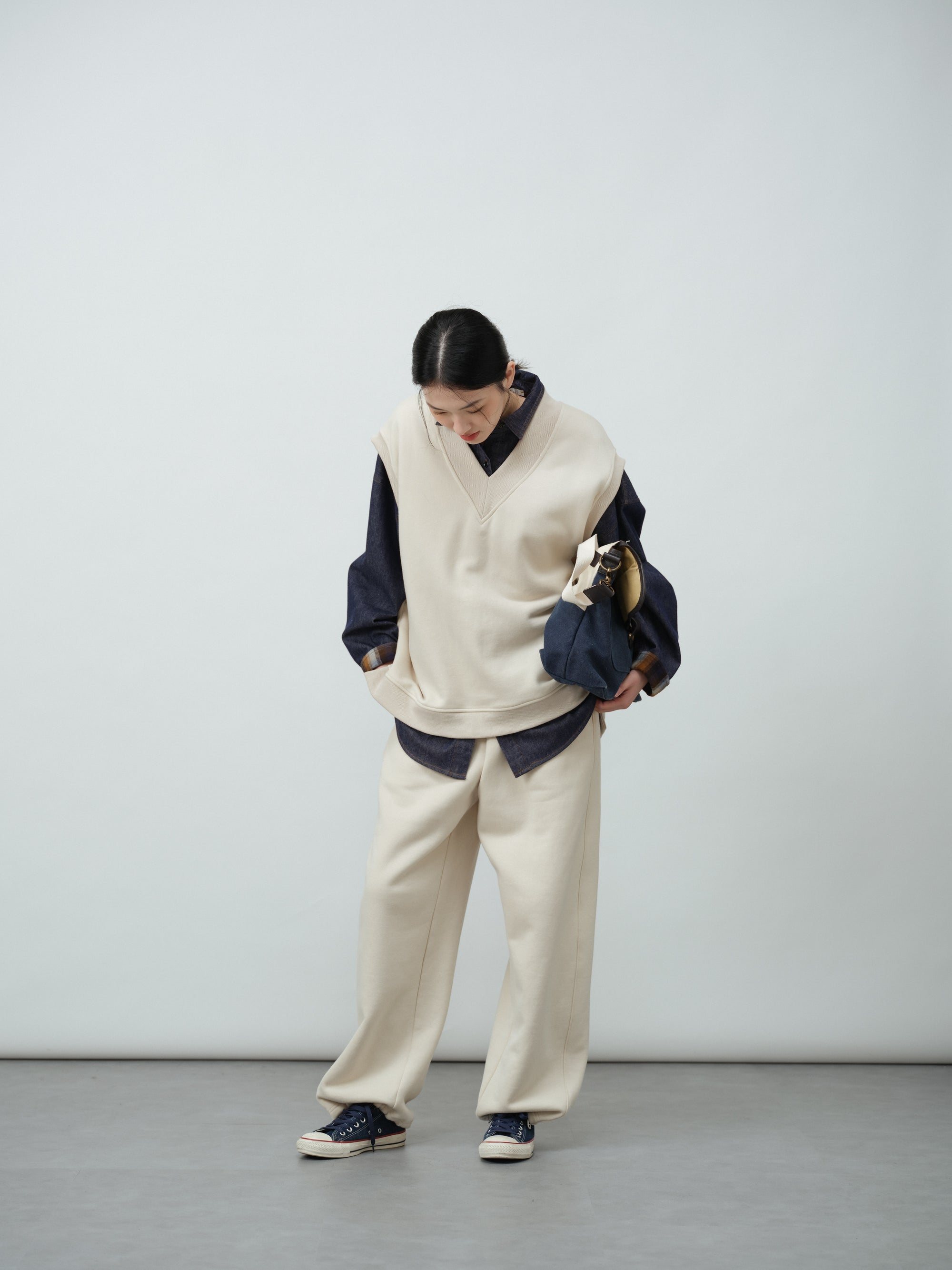 Vネックプルオーバーベスト