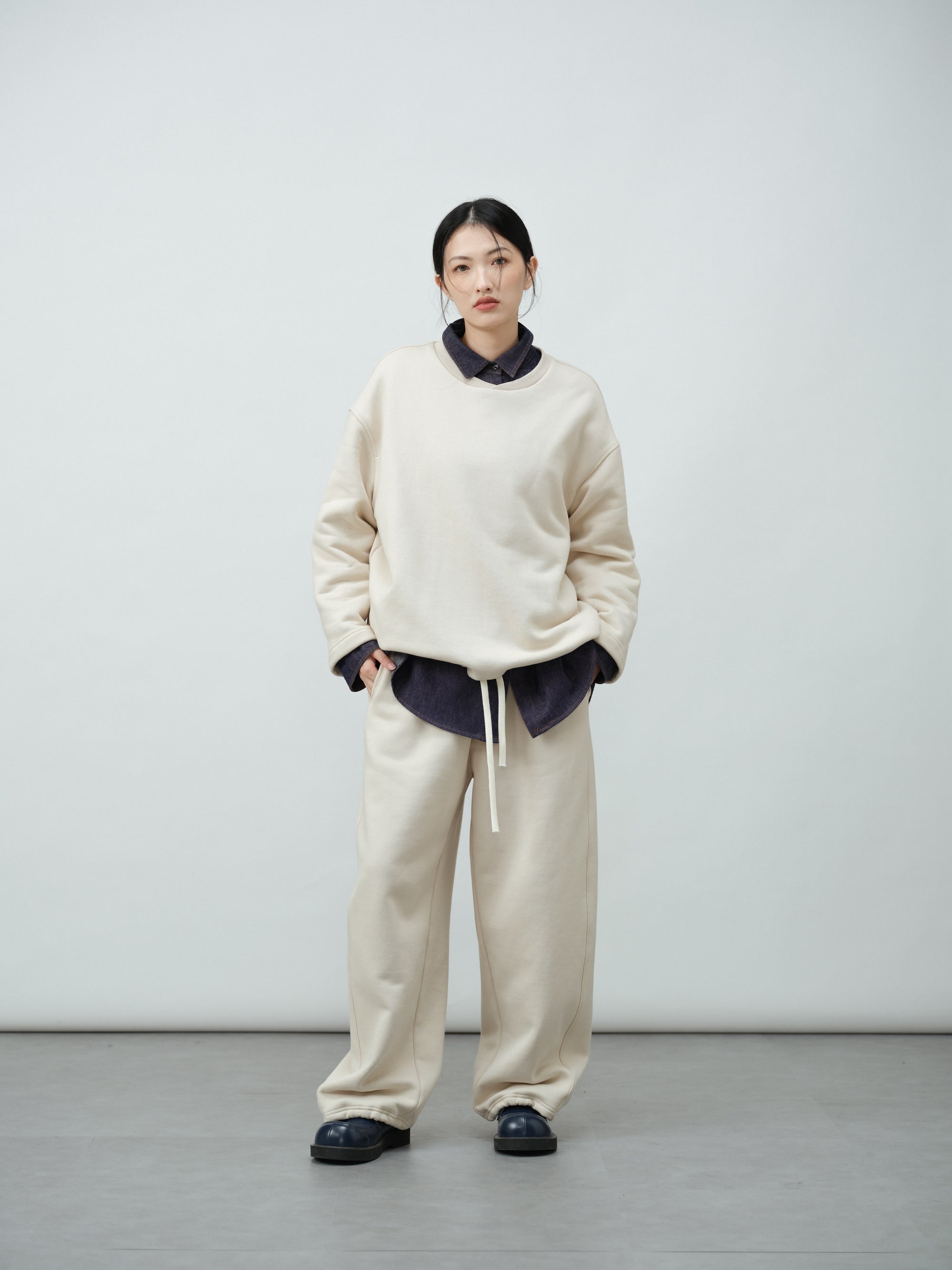 カジュアルデニムシャツ