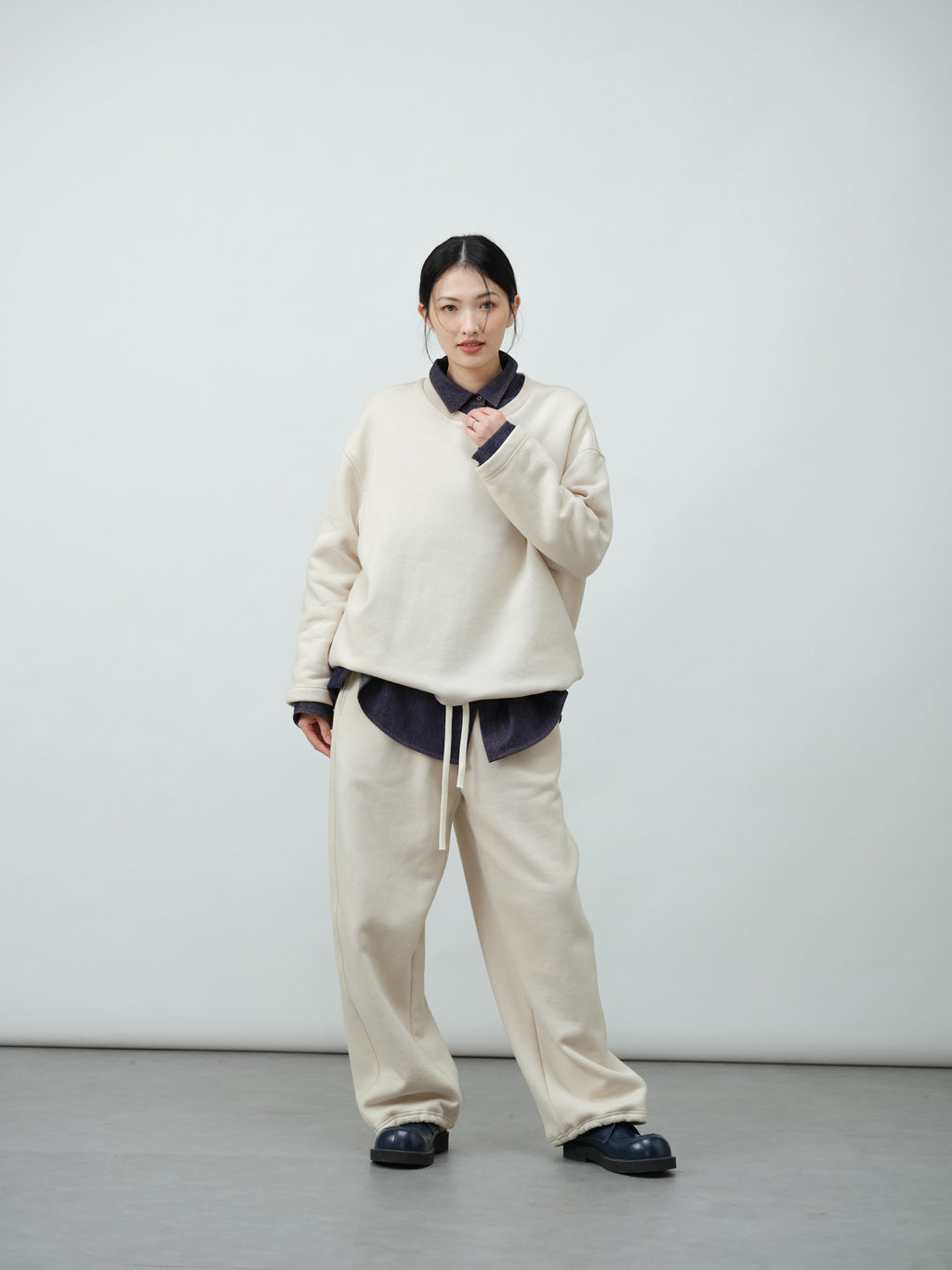 ネックカジュアルスウェット