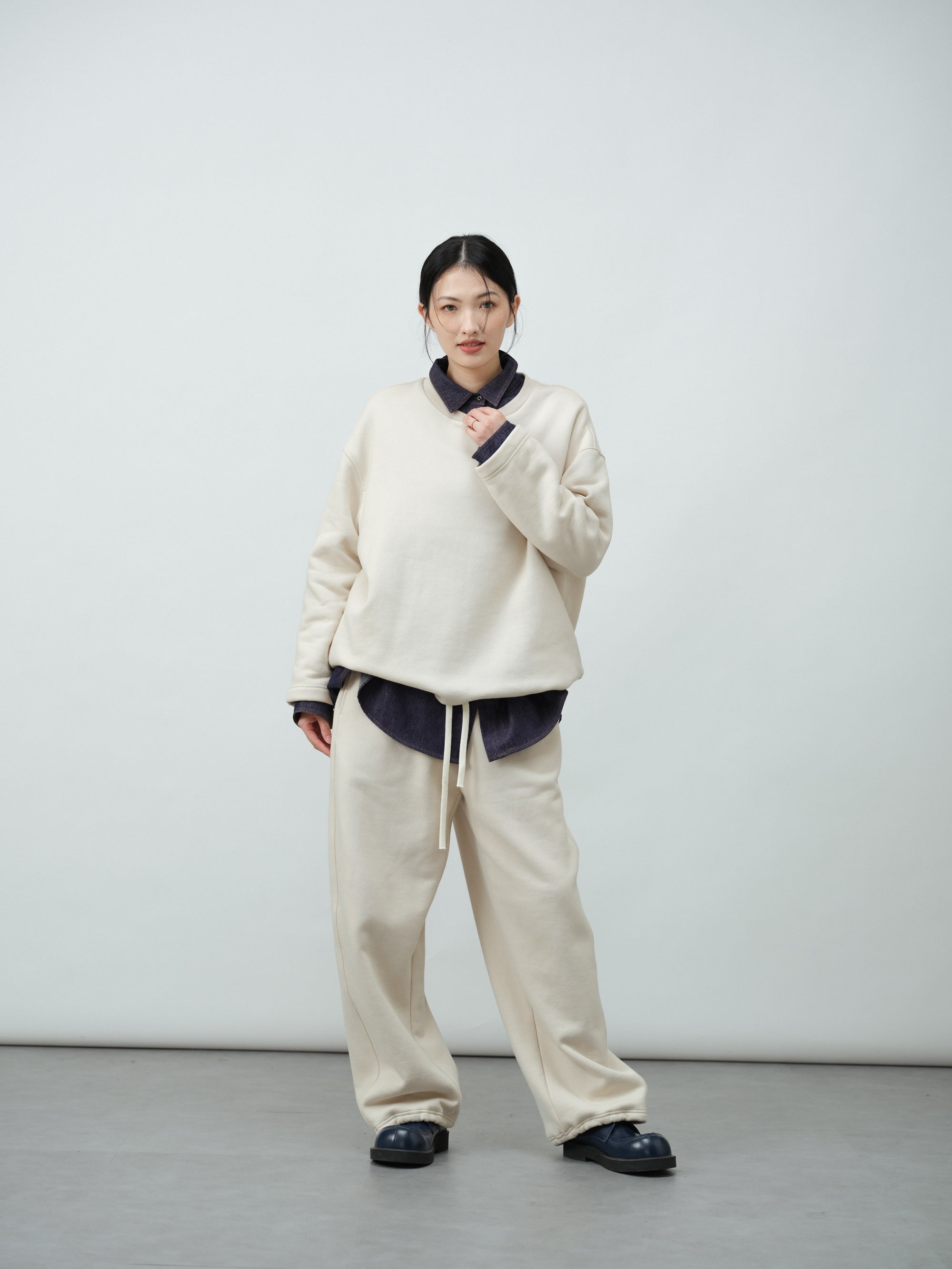 ネックカジュアルスウェット