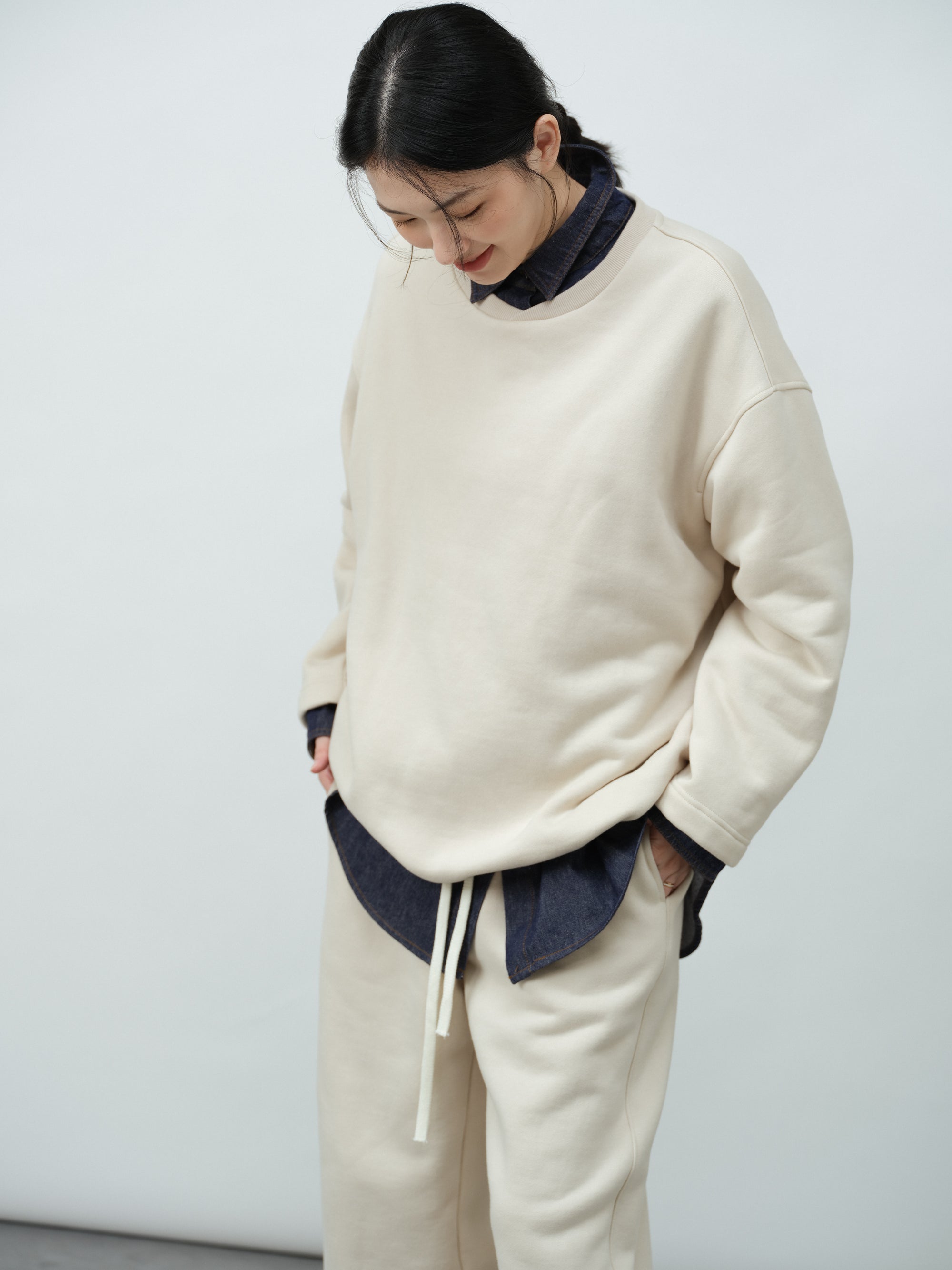 ネックカジュアルスウェット