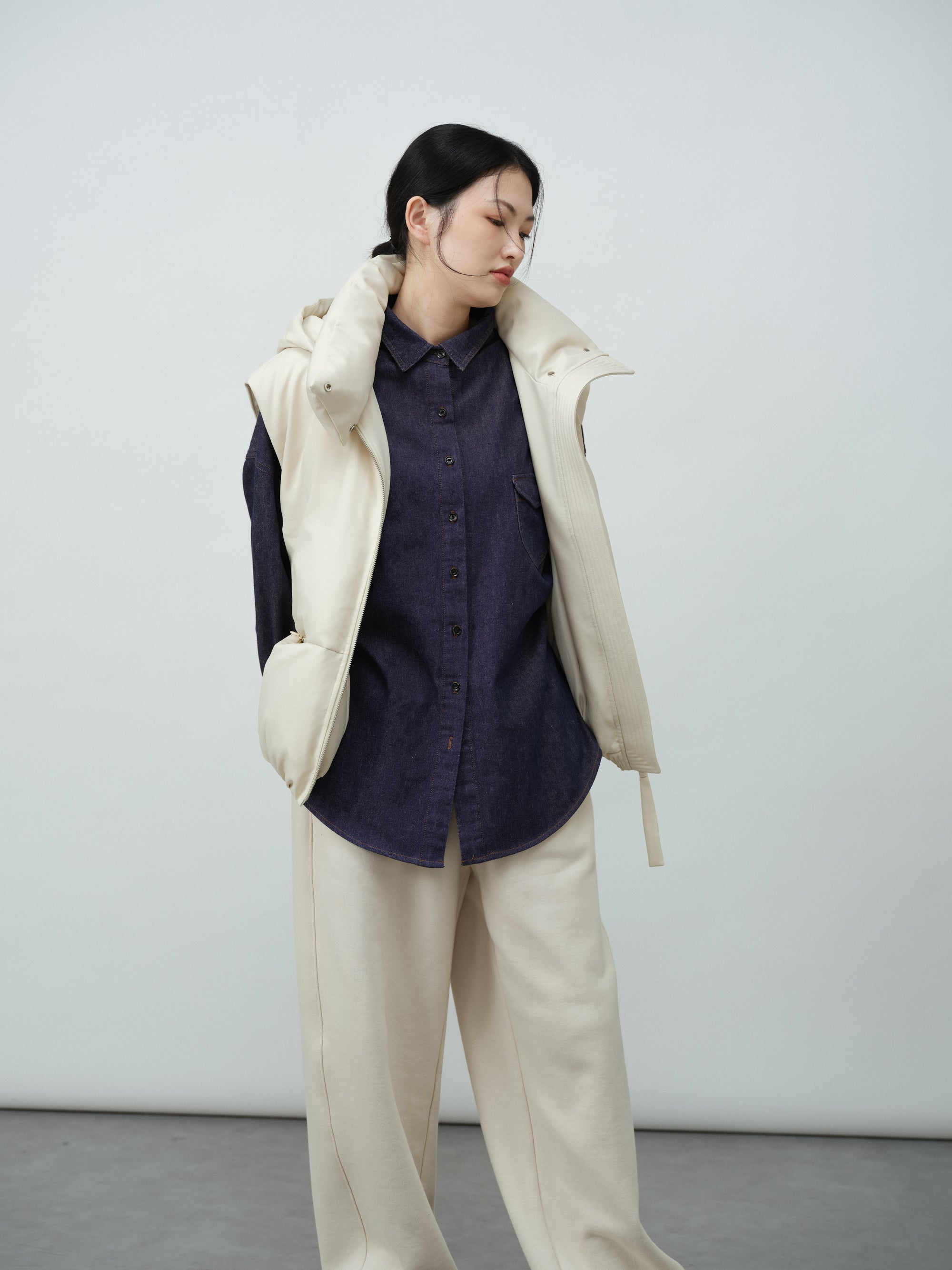 カジュアルデニムシャツ