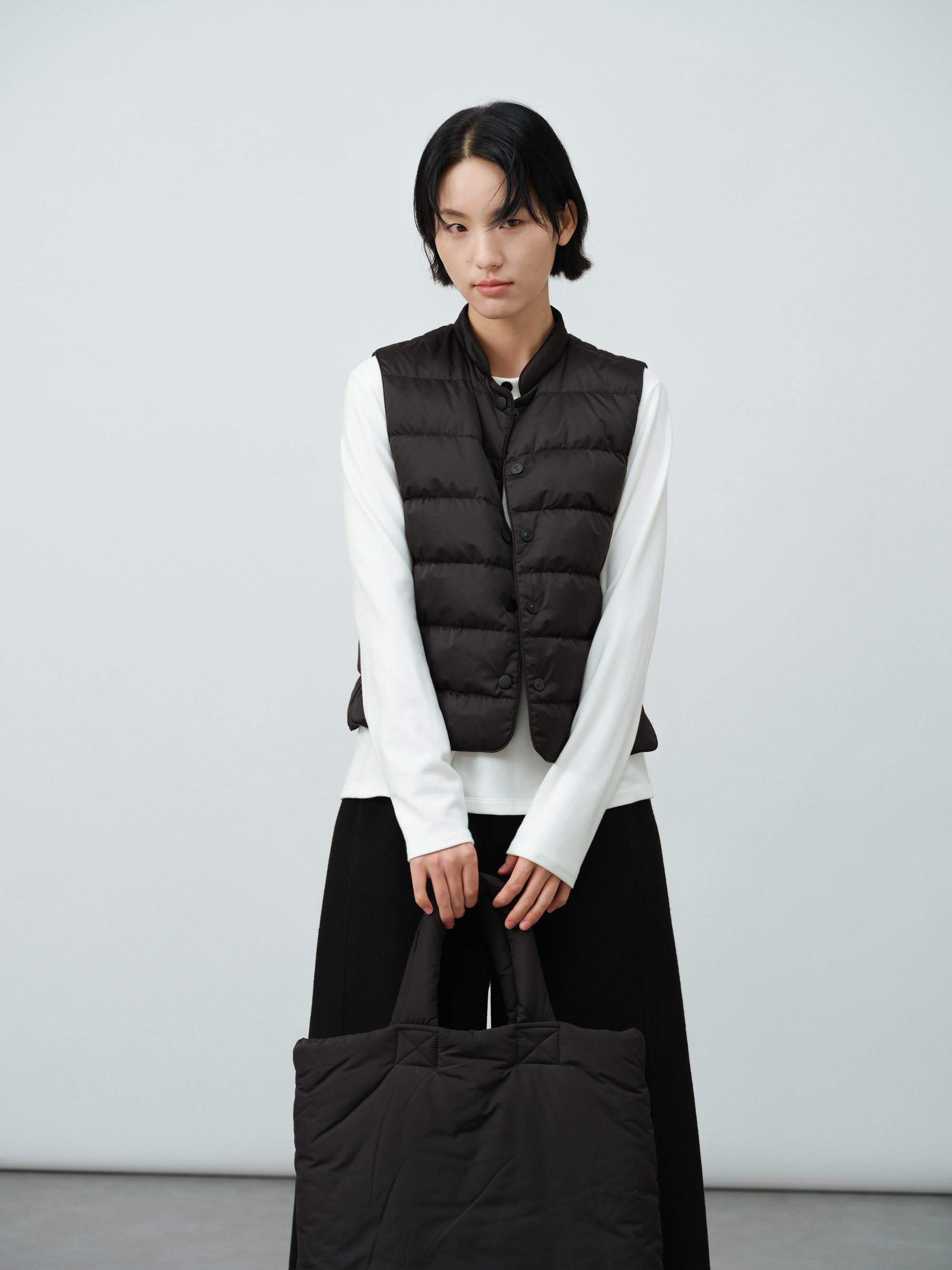 ベーシックダウンベスト