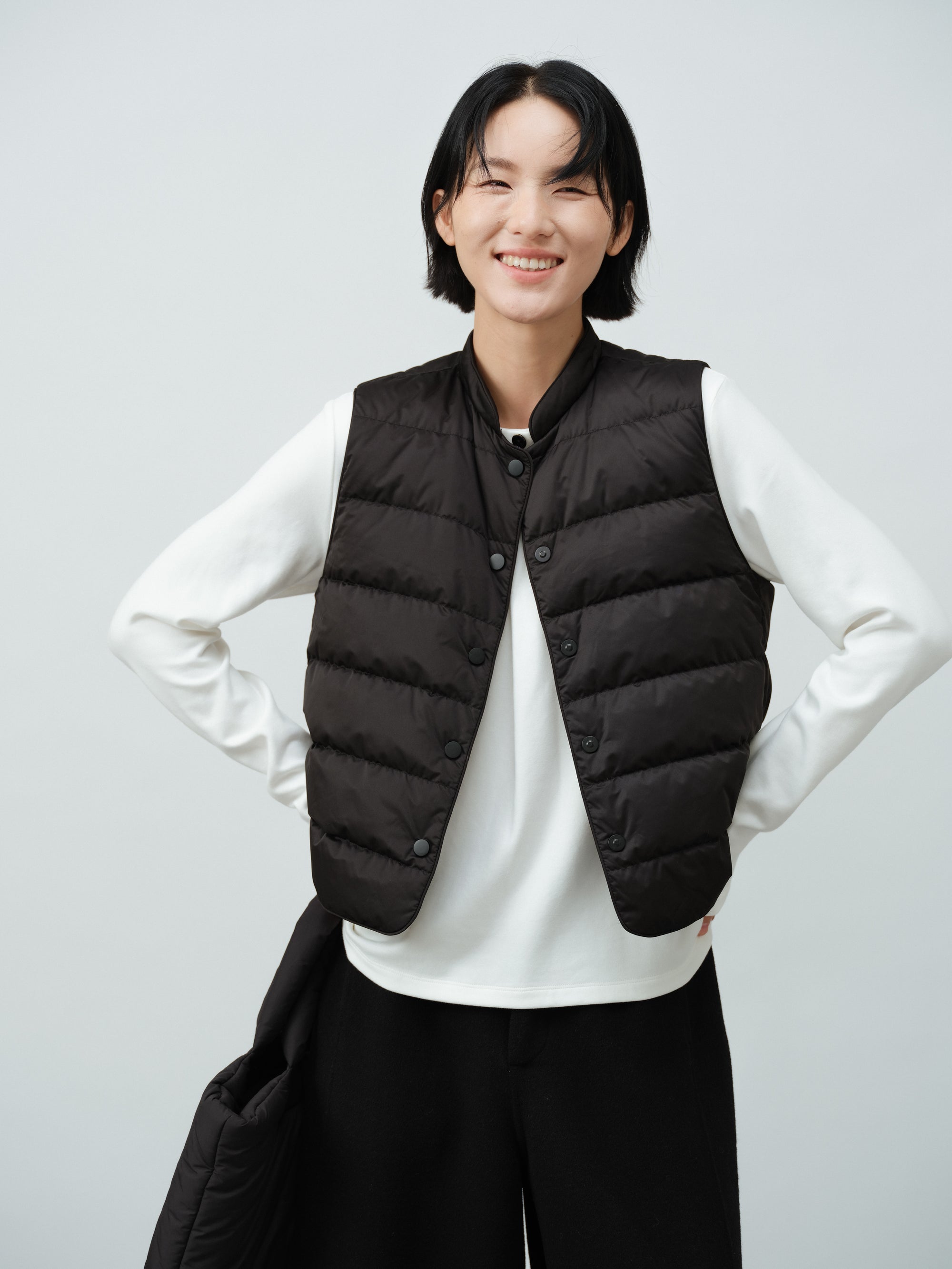 ベーシックダウンベスト