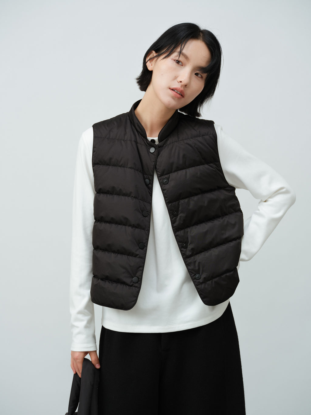 クルーネックデザインブラウス