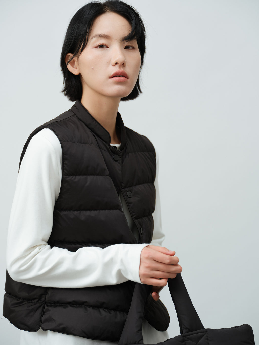 ベーシックダウンベスト