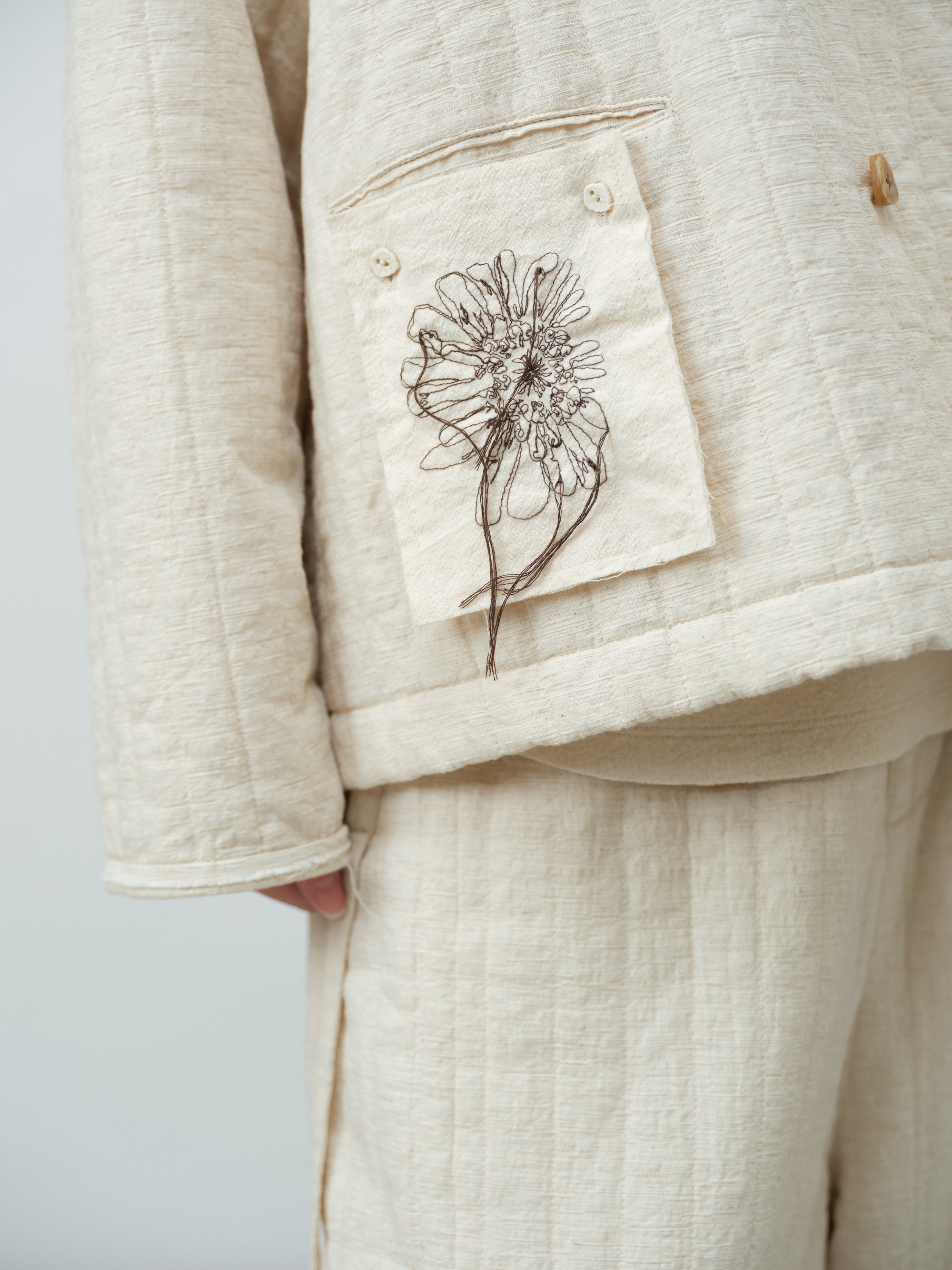 リネン中綿ジャケット（襟付）