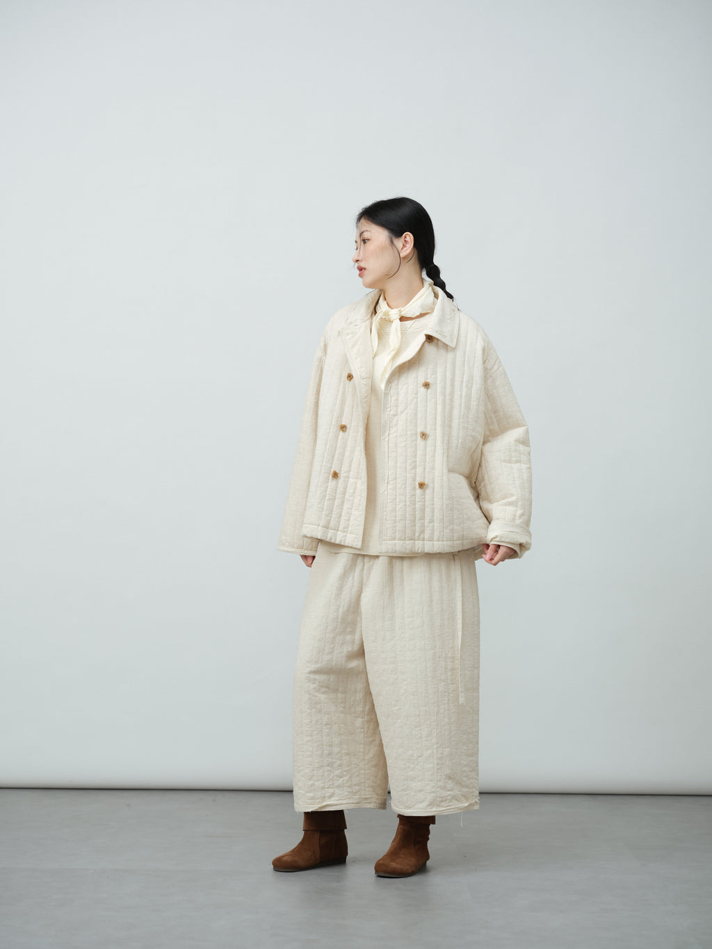 リネン中綿ジャケット（襟付）