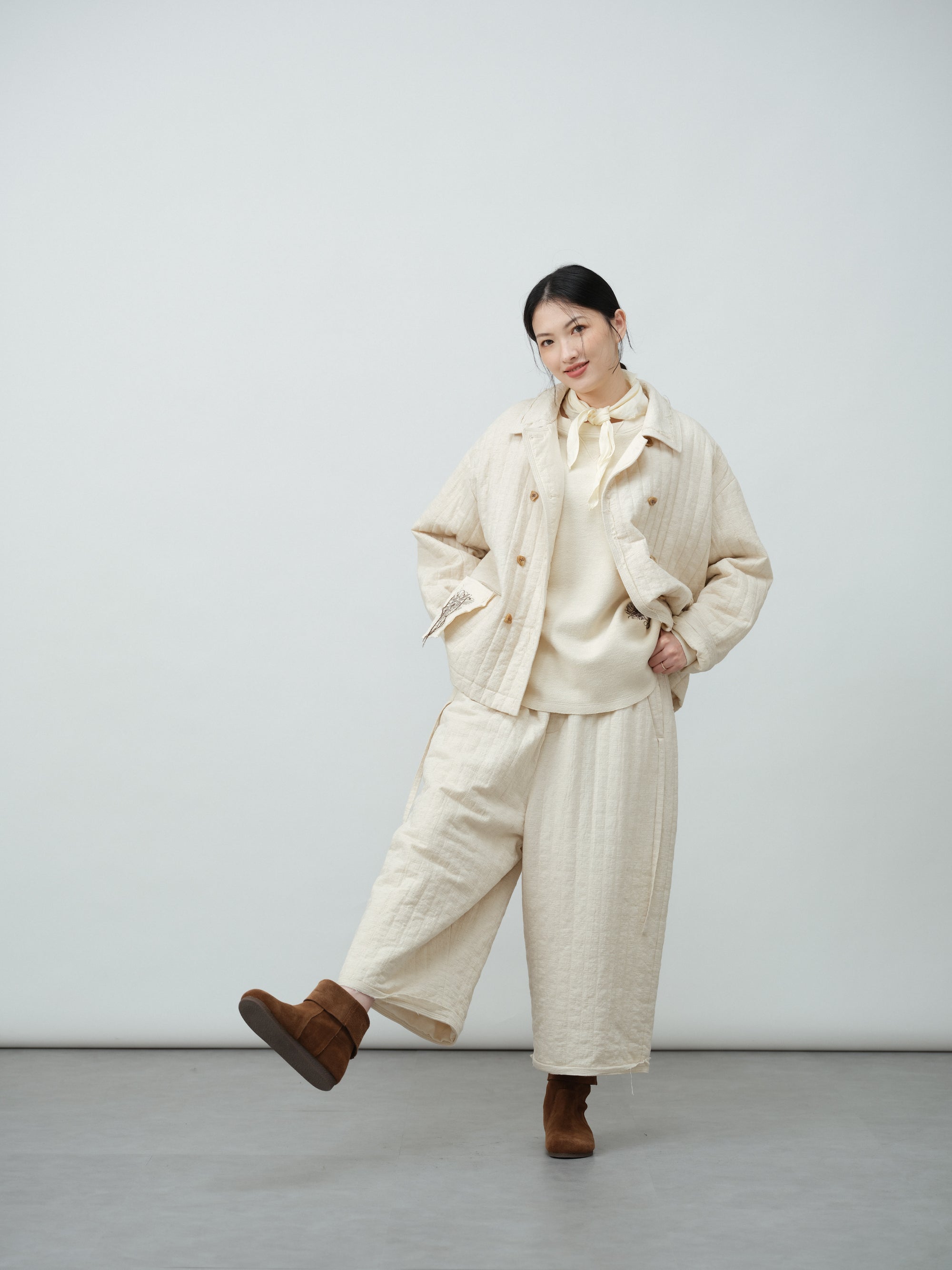 リネン中綿ジャケット（襟付）