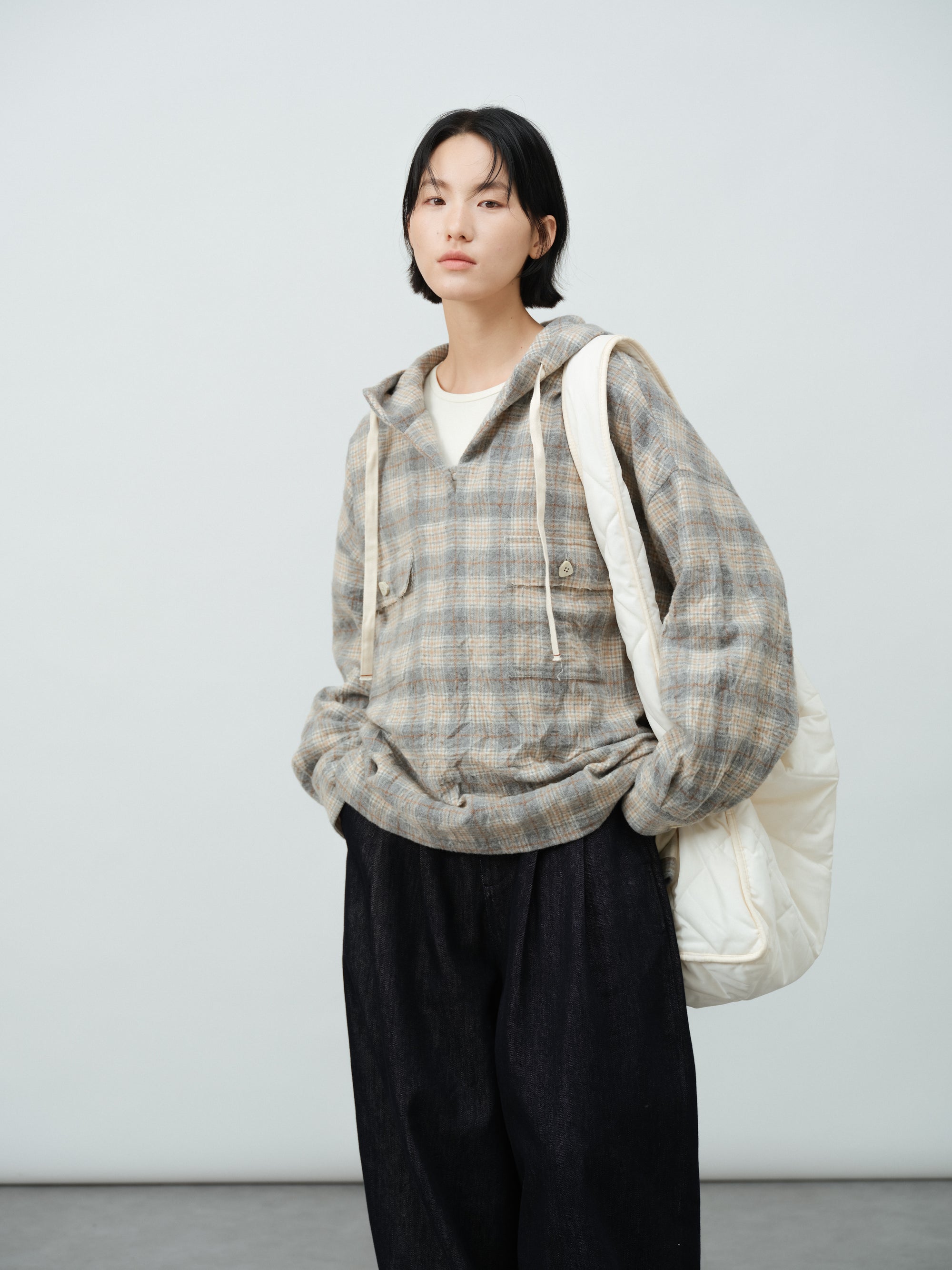 チェックパーカ