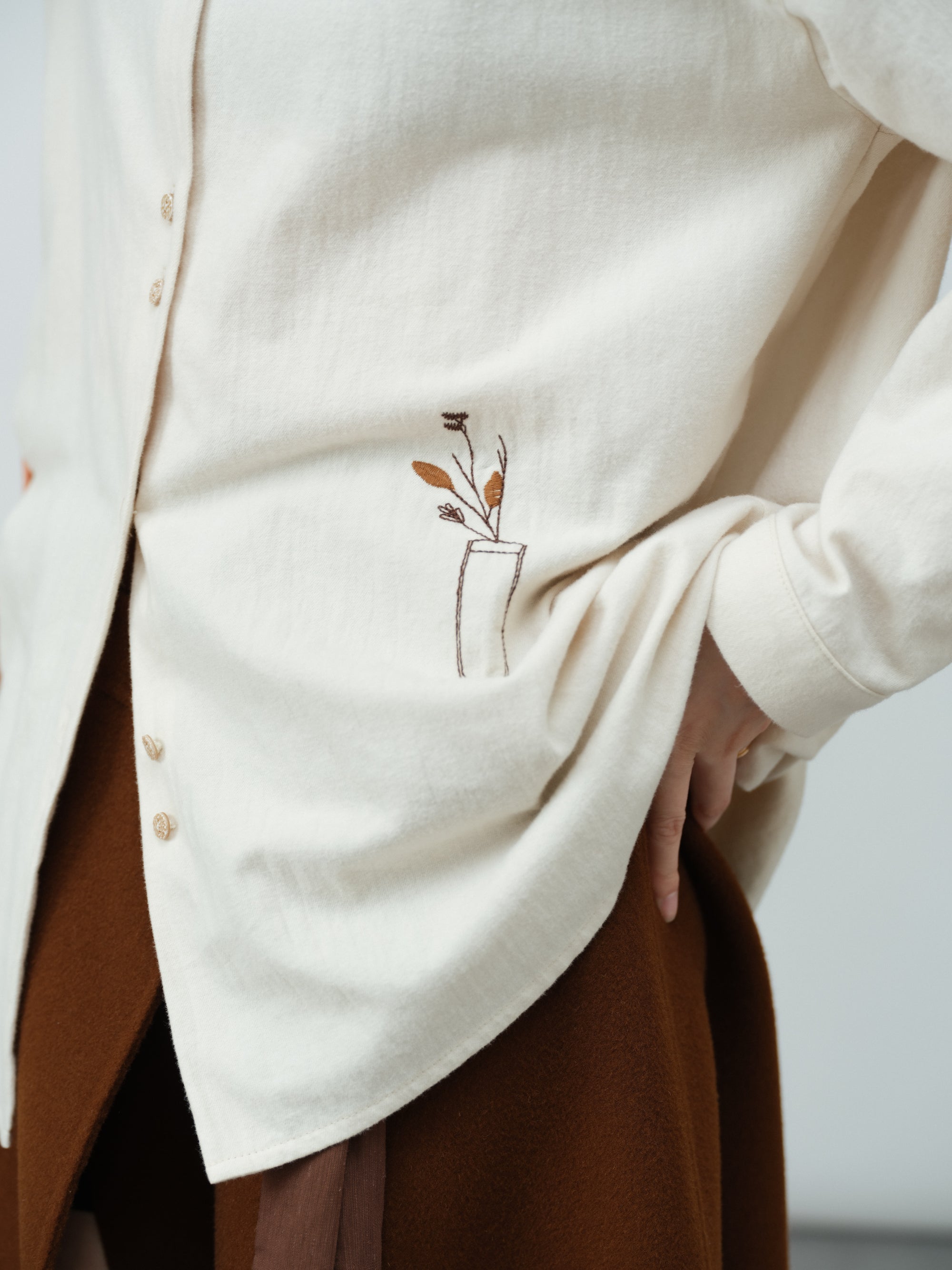 刺繍起毛シャツ