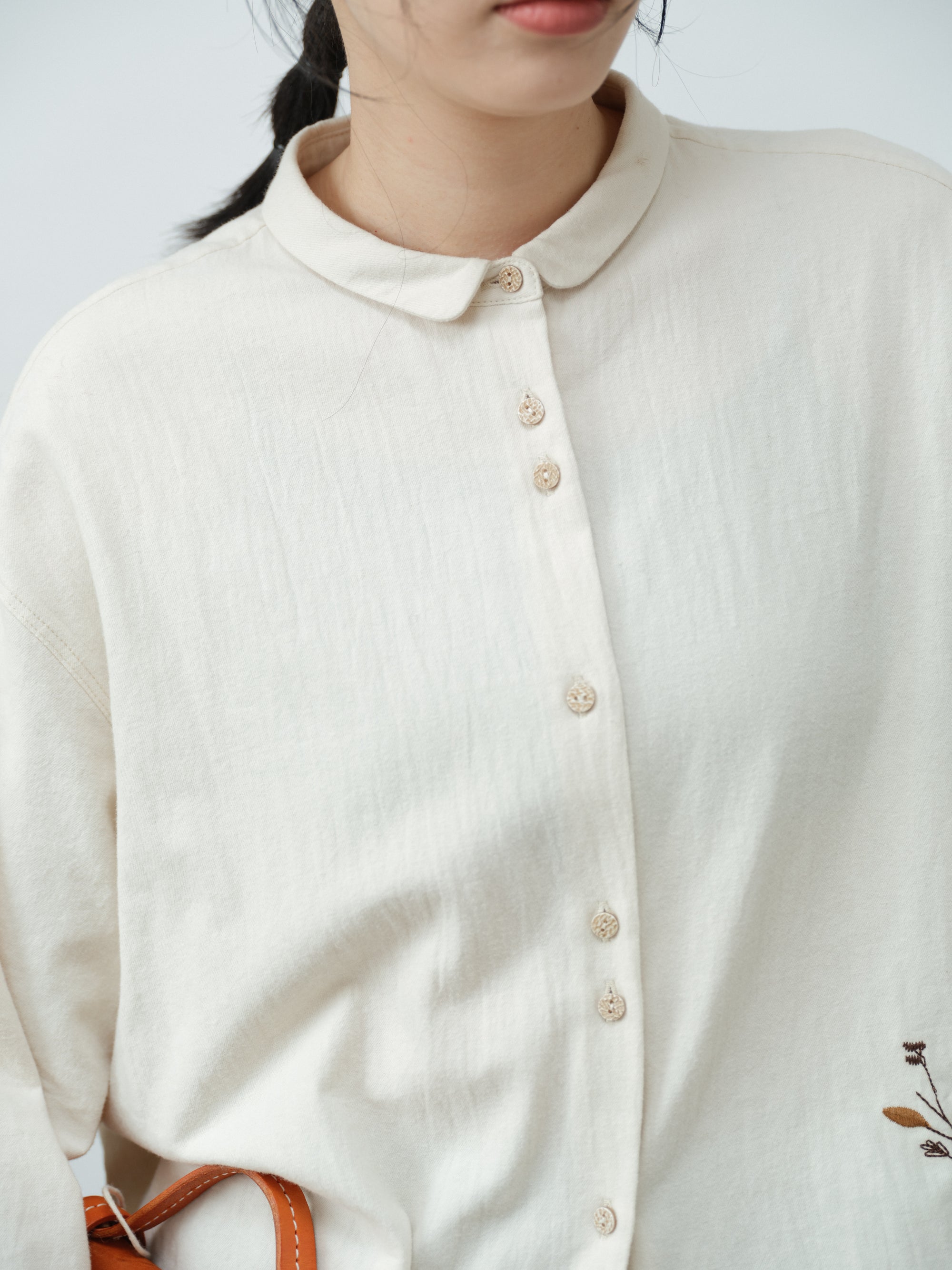 刺繍起毛シャツ