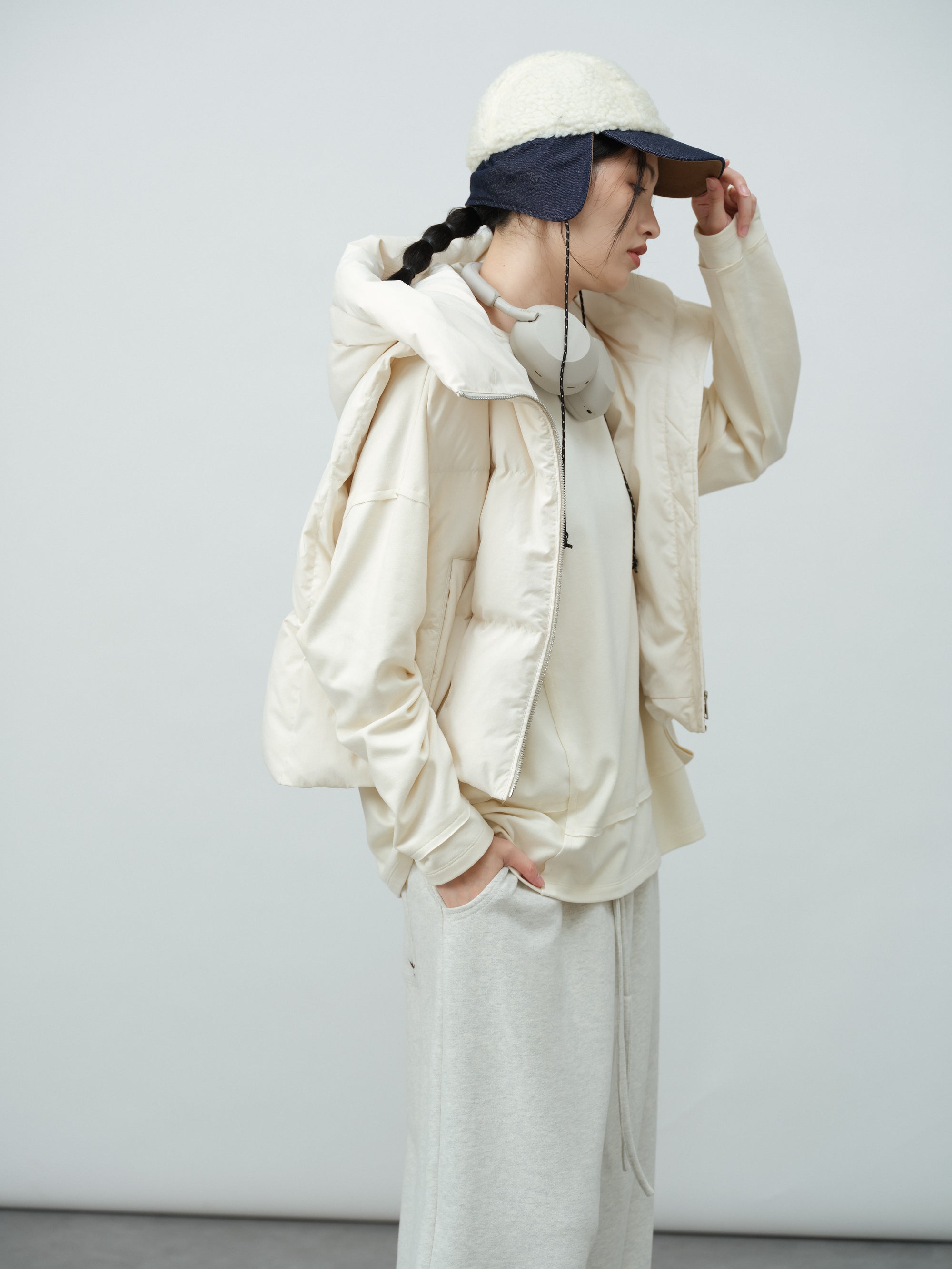 フードショートダウンベスト