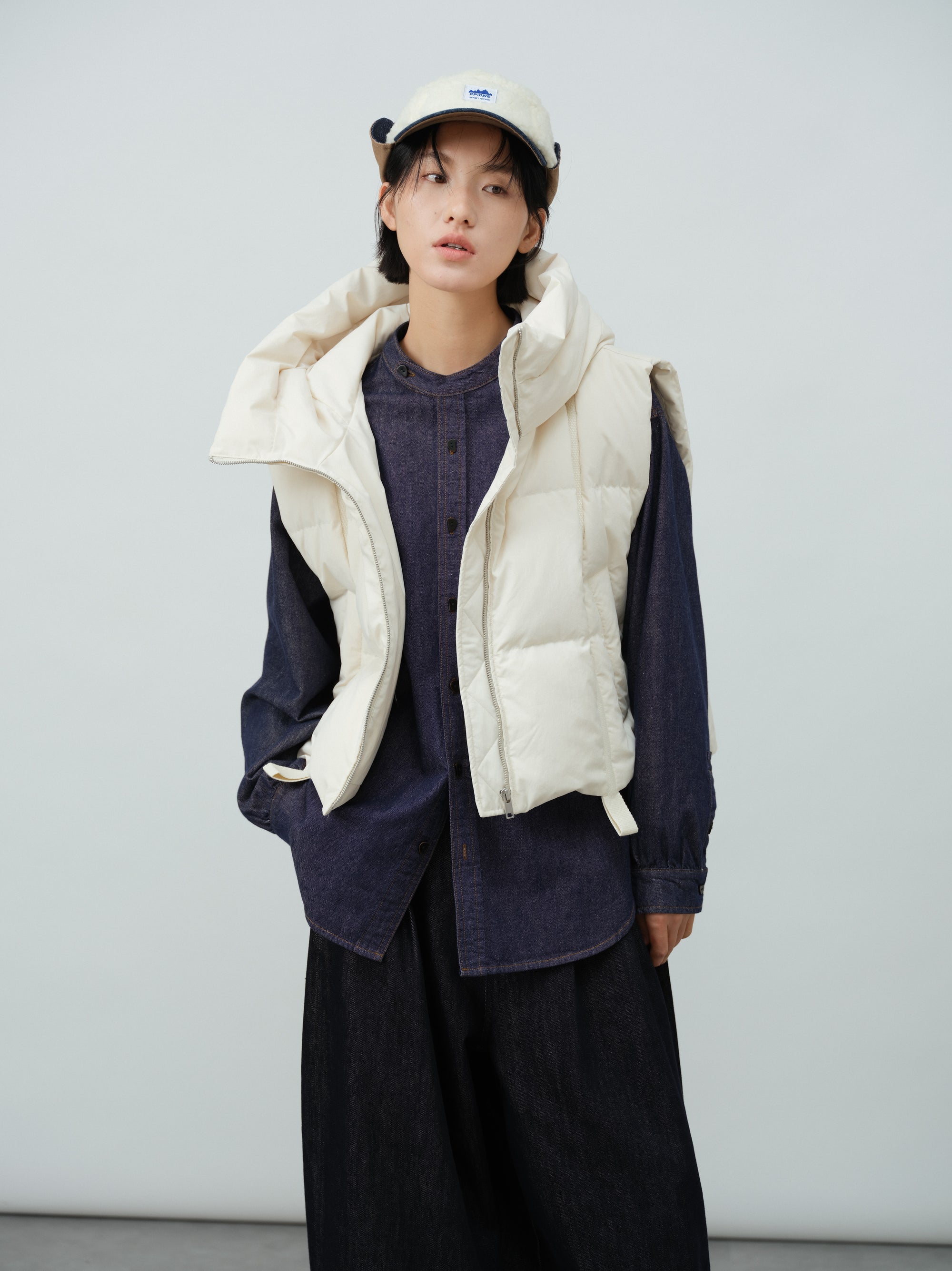 フードショートダウンベスト