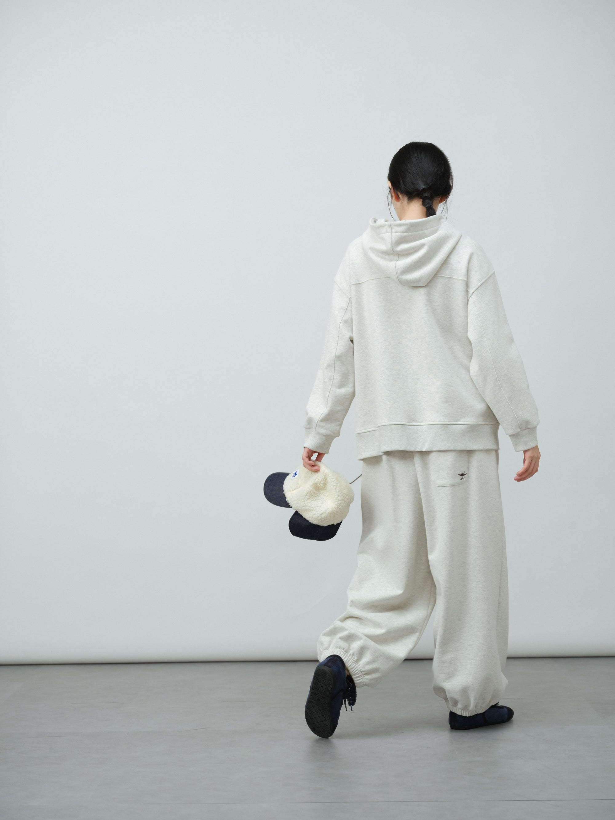 カットオフパーカ