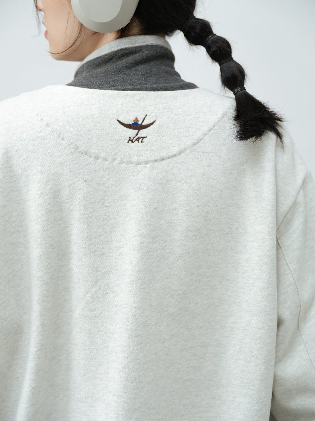 クルーネック立体スウェット