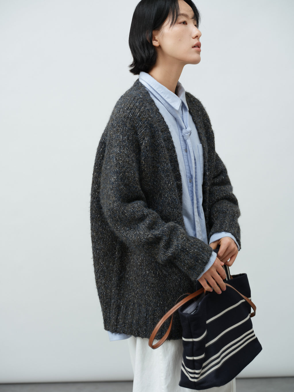 北欧風ローゲージカーディガン