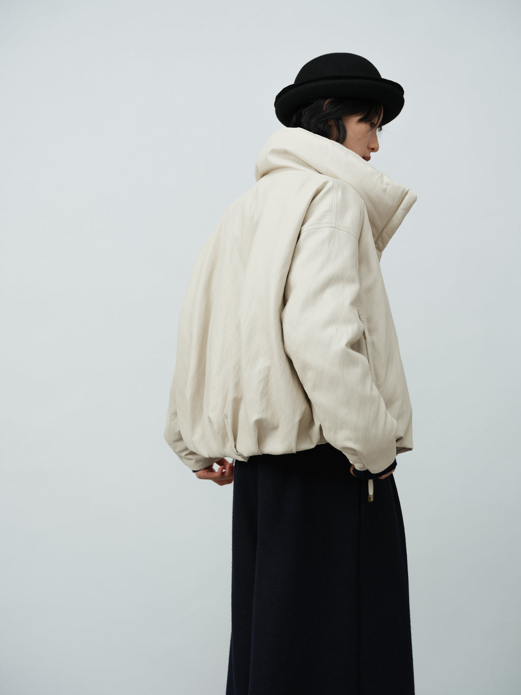 フェイクレザーショートダウン