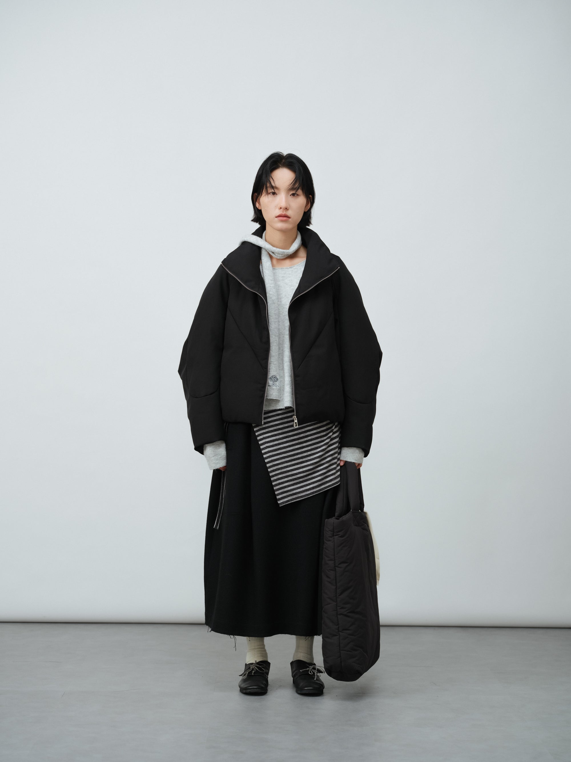 スタンドカラーショートダウン