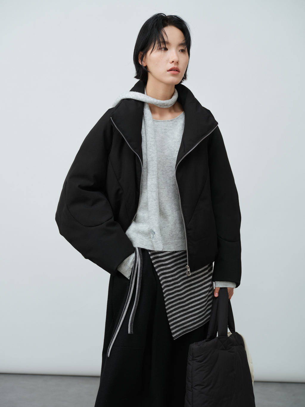 スタンドカラーショートダウン