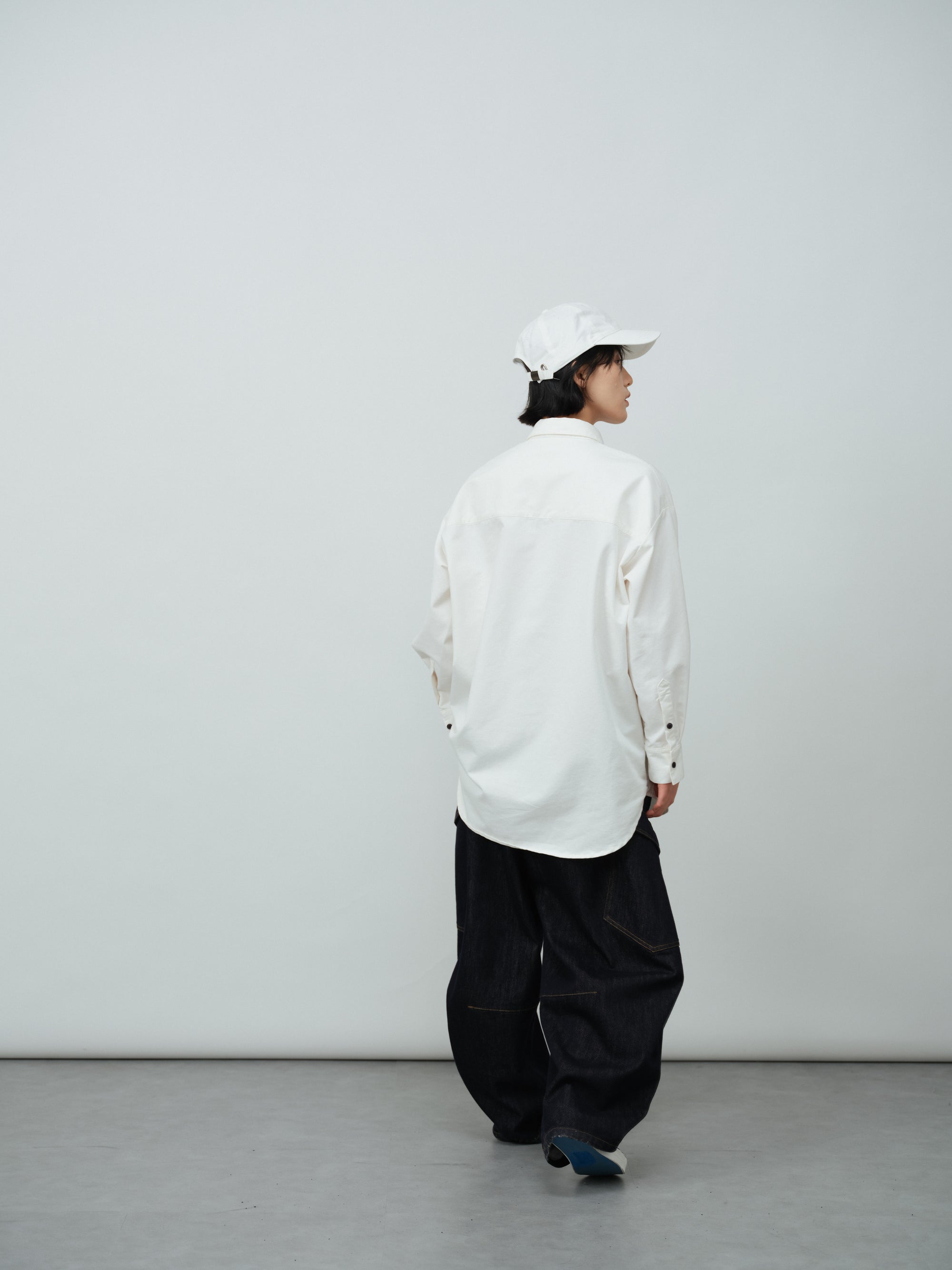 カジュアルシャツ