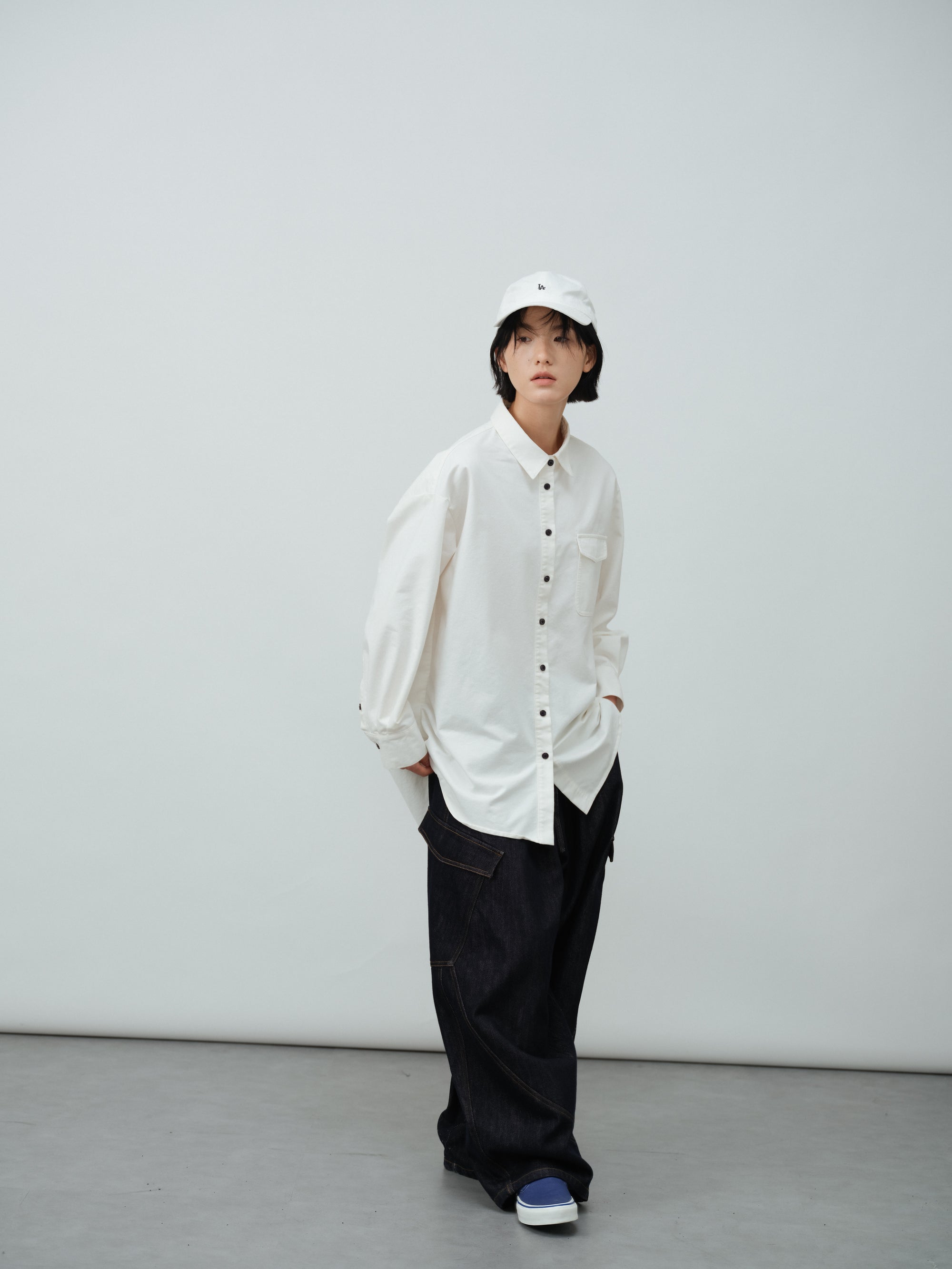 カジュアルシャツ