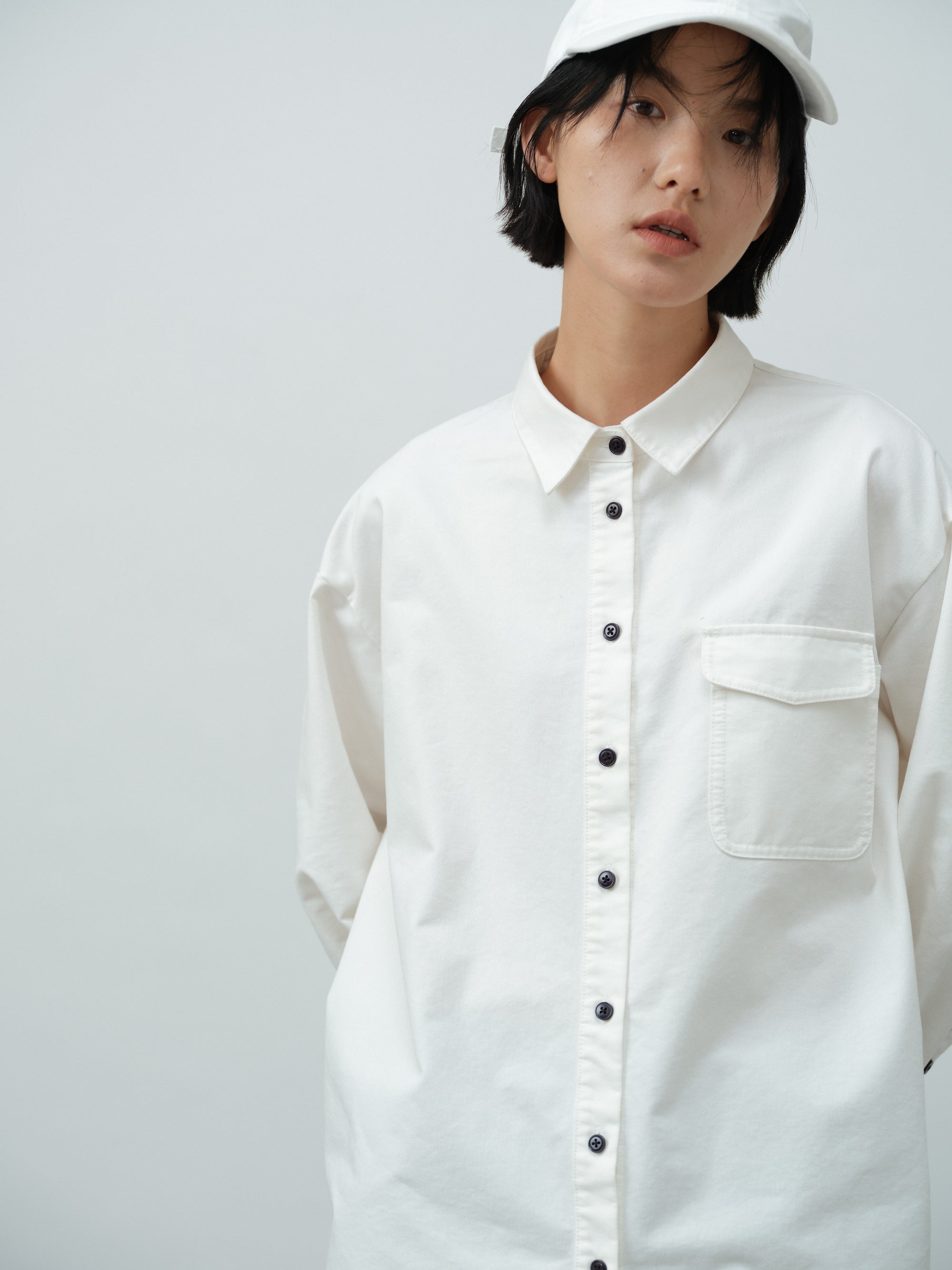 カジュアルシャツ