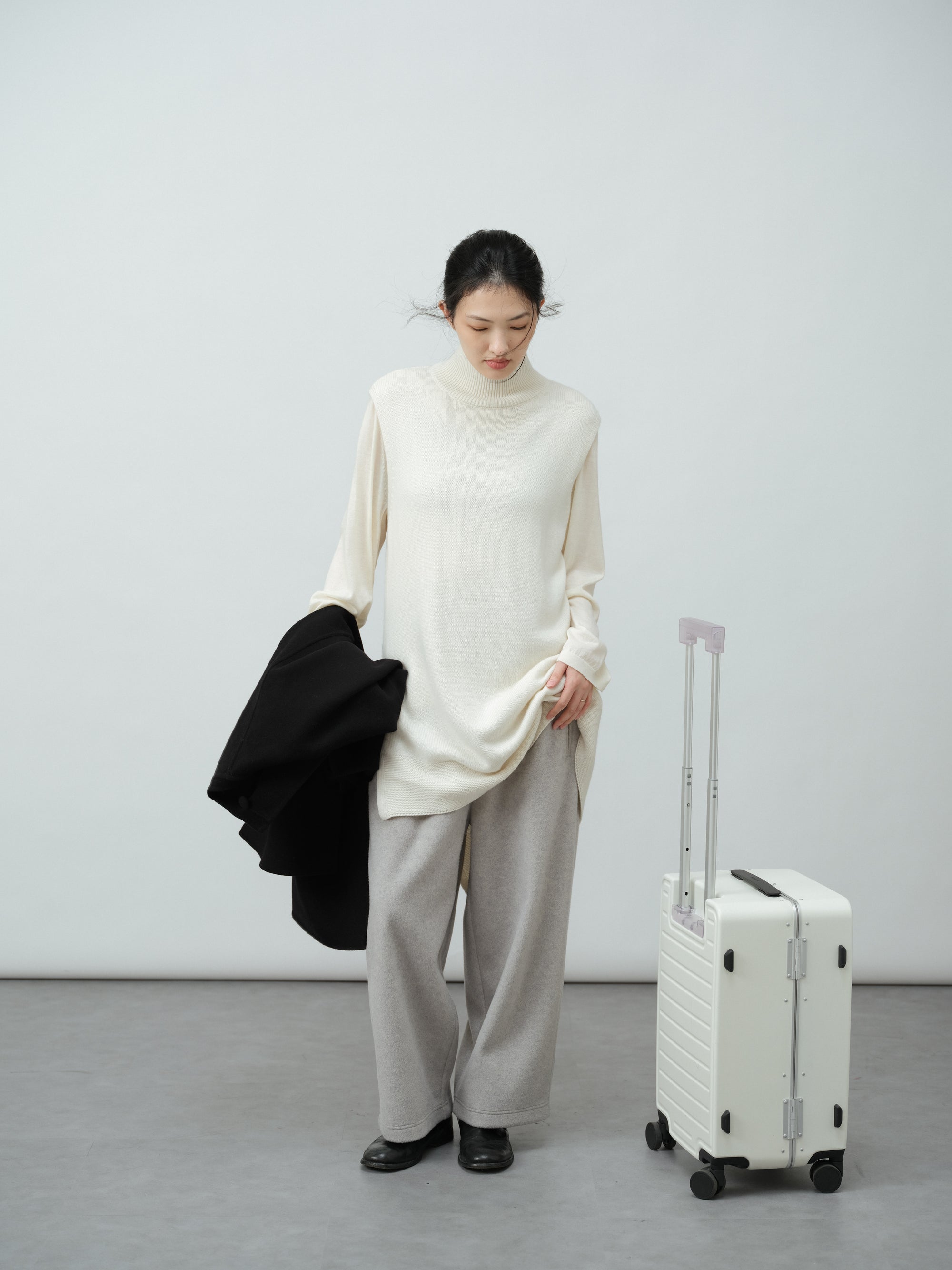 ノースリーブハイネックベスト