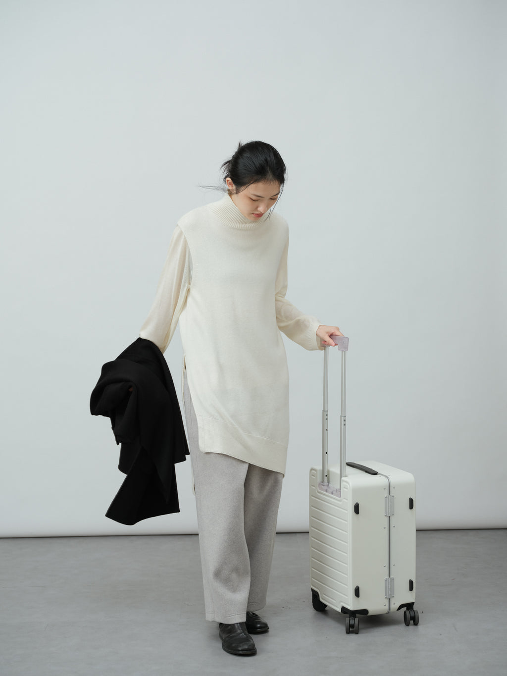 ノースリーブハイネックベスト