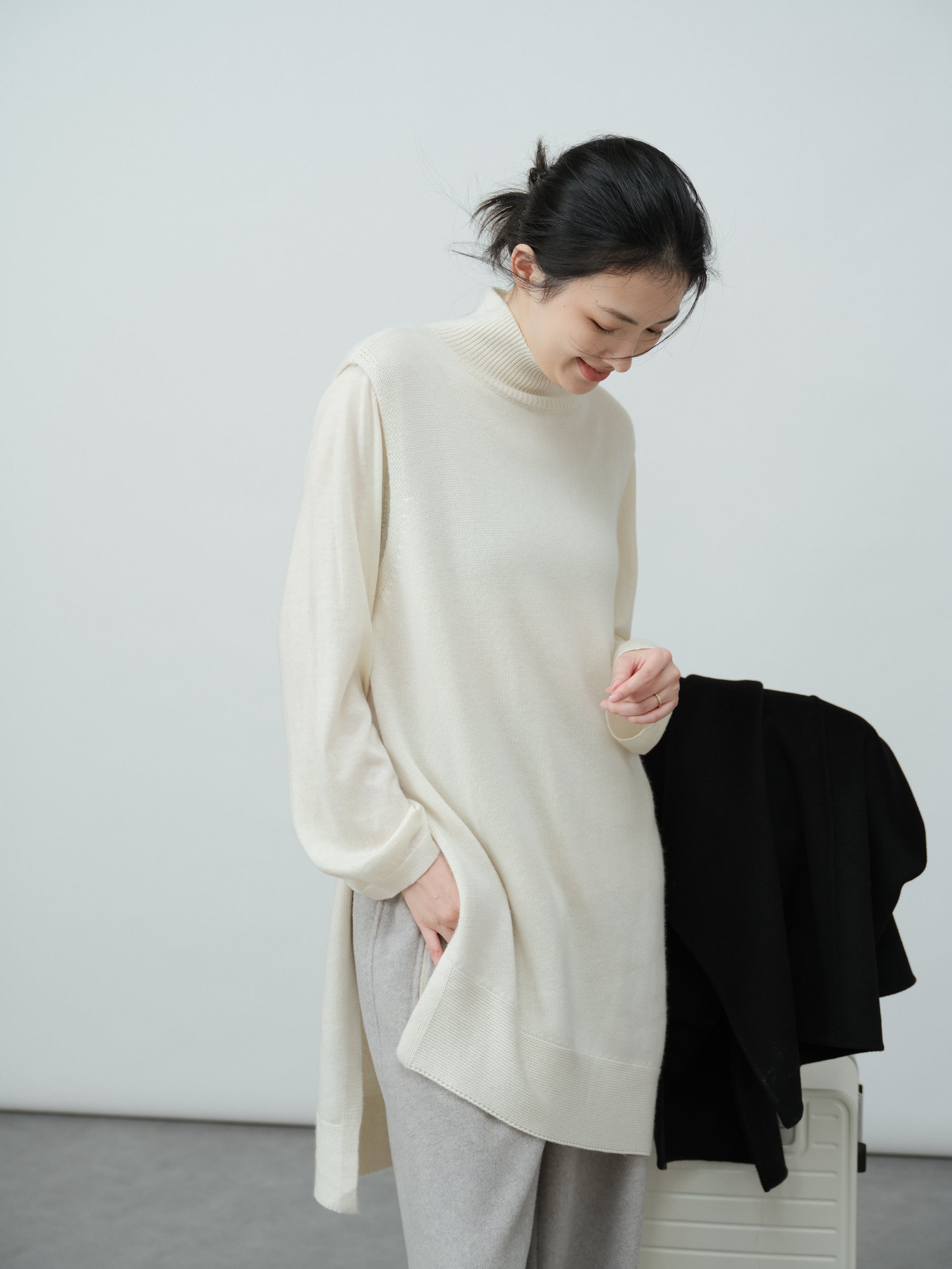 ノースリーブハイネックベスト