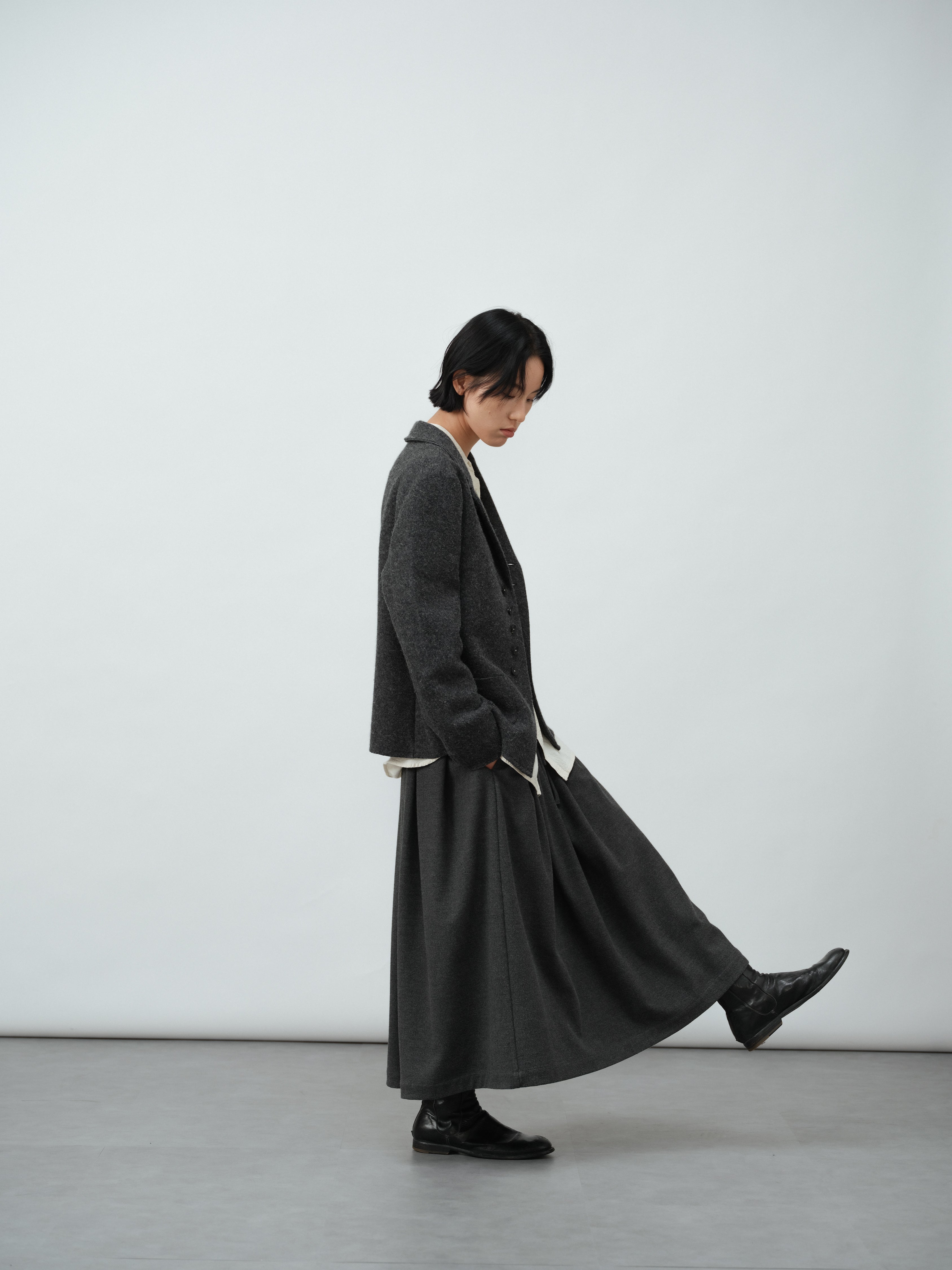 Aラインフレアスカート – 初 HATSUSIZU