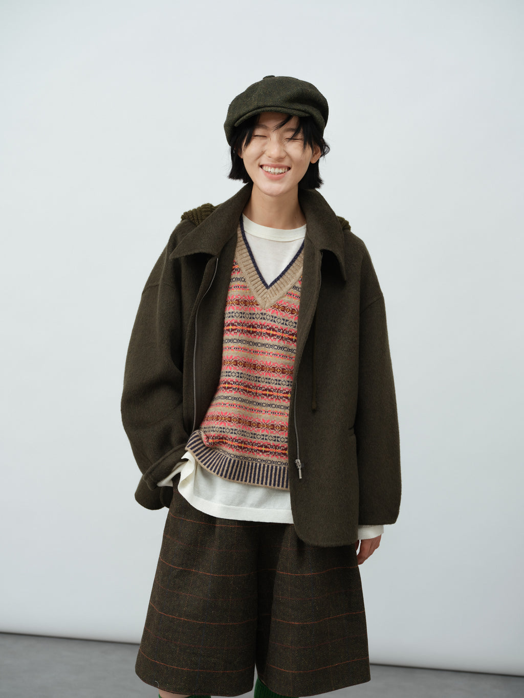 Vネックジャガードニットベスト