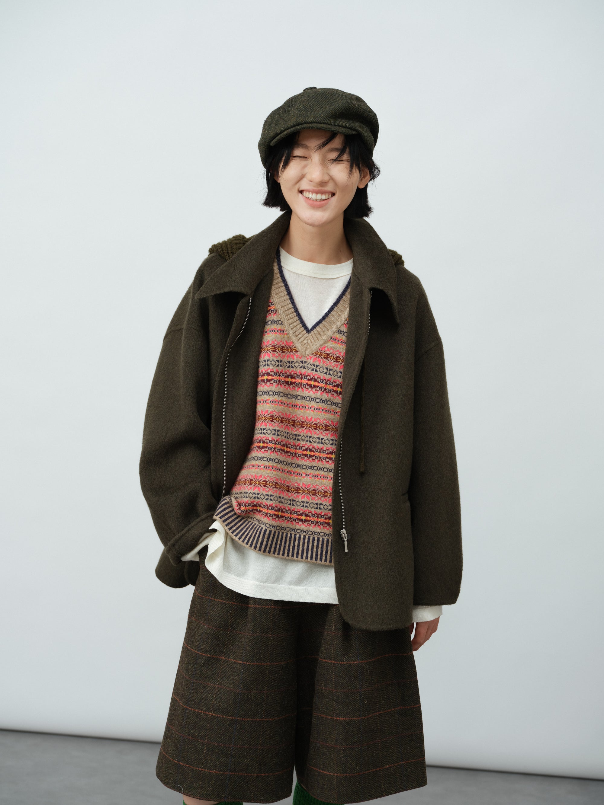 Vネックジャガードニットベスト