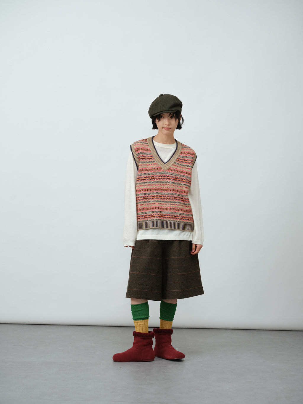 Vネックジャガードニットベスト