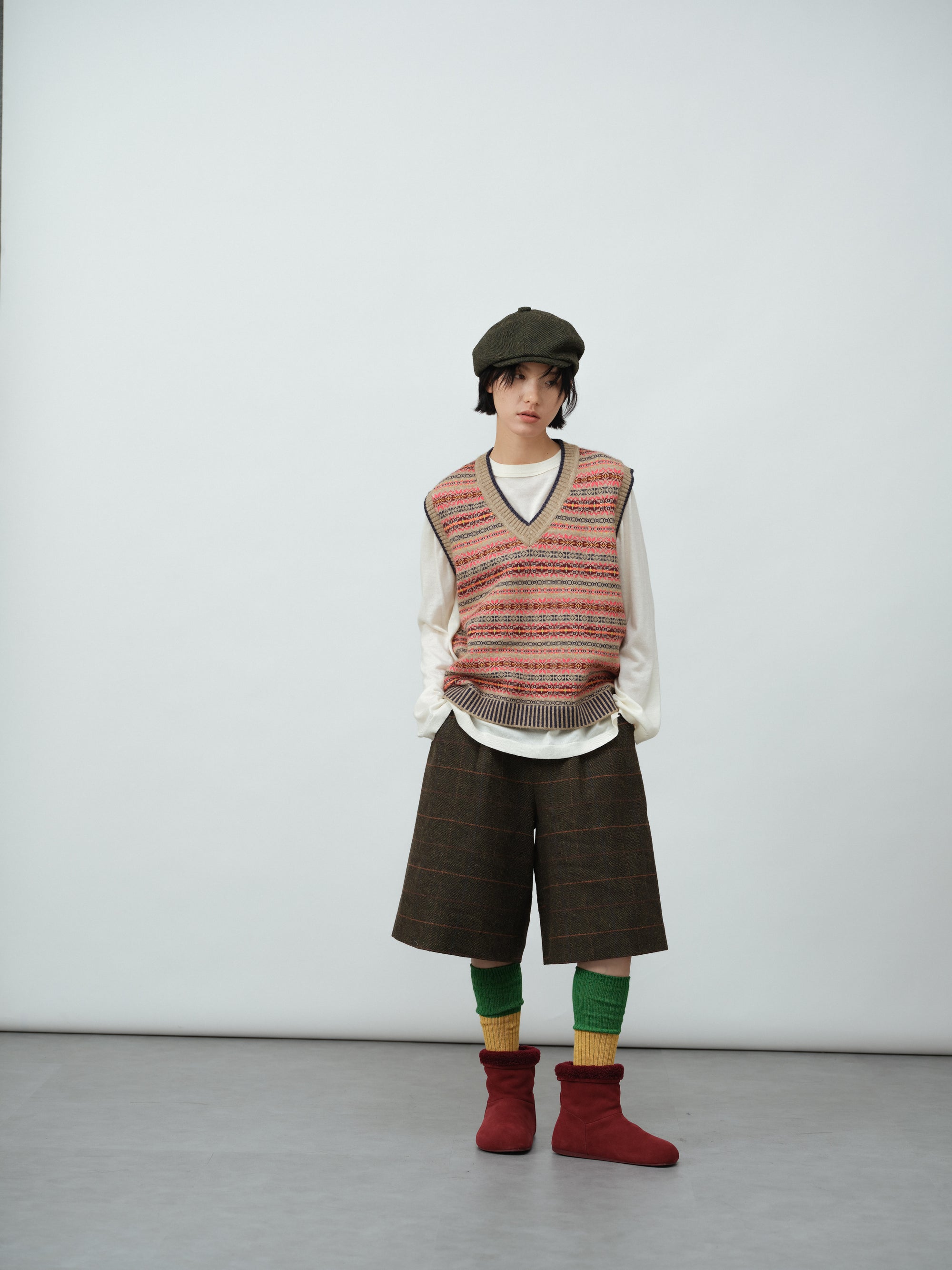 Vネックジャガードニットベスト