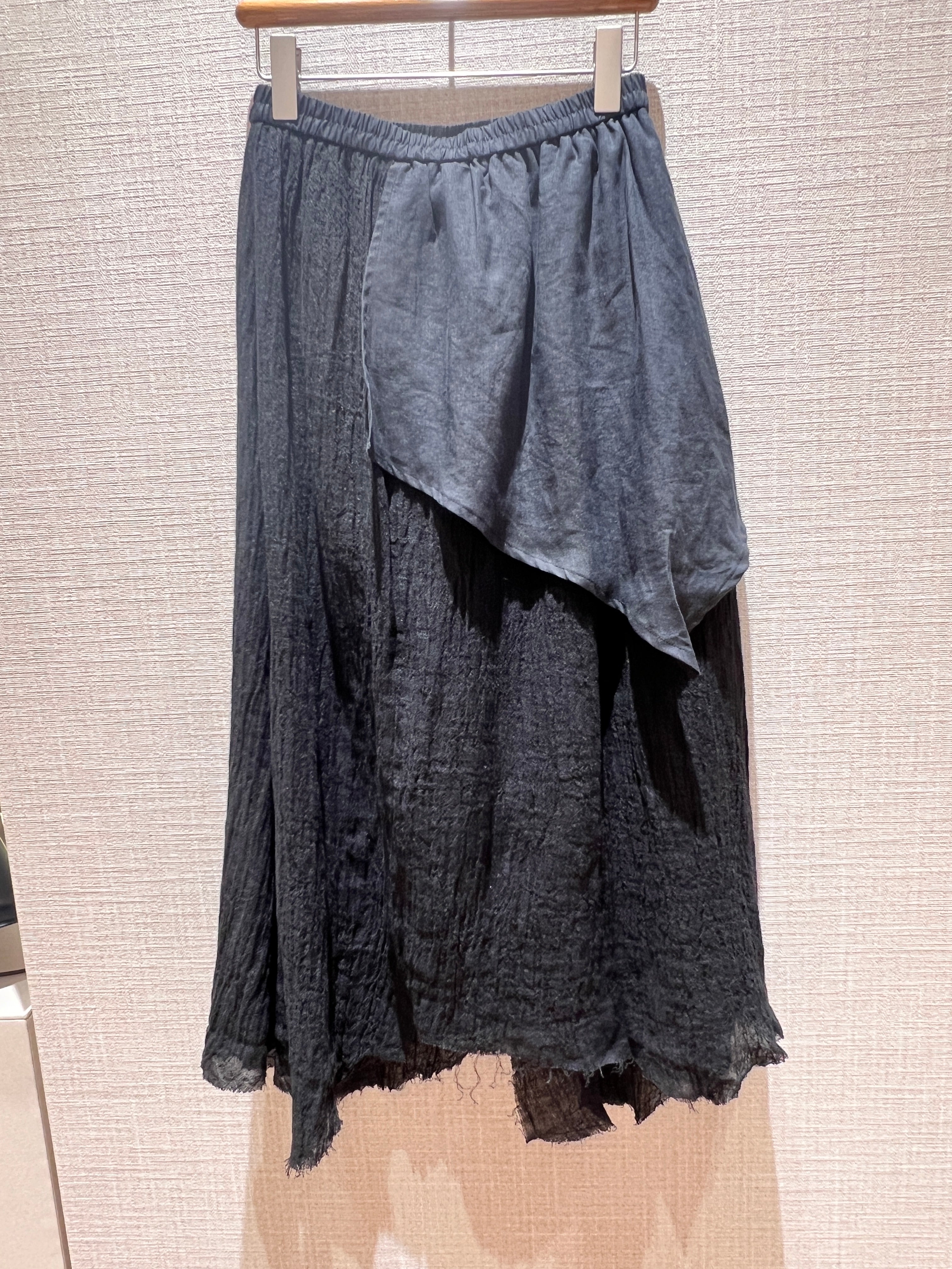 シワ加工アシンメトリースカート