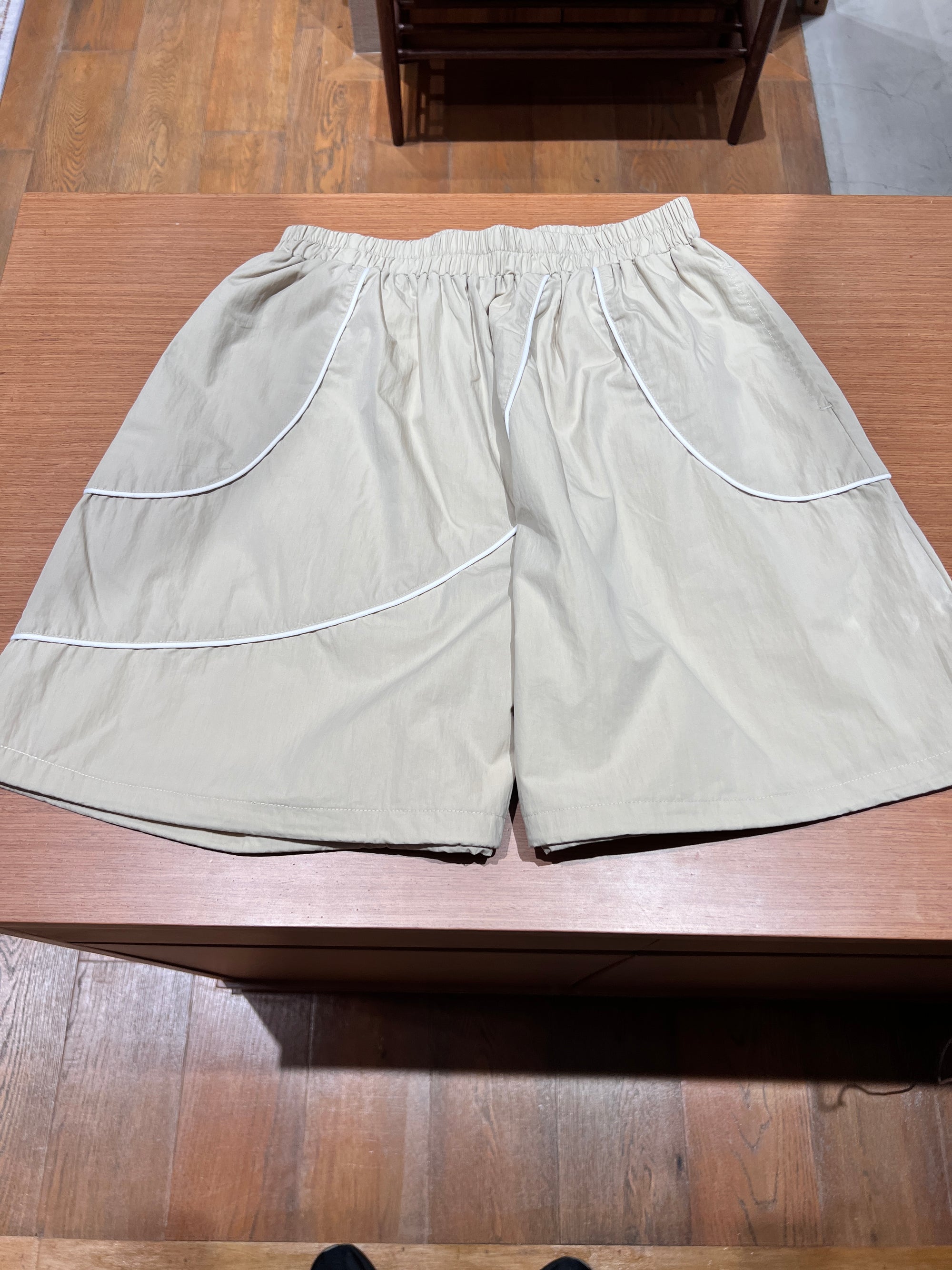 パイピングワイドショーツ