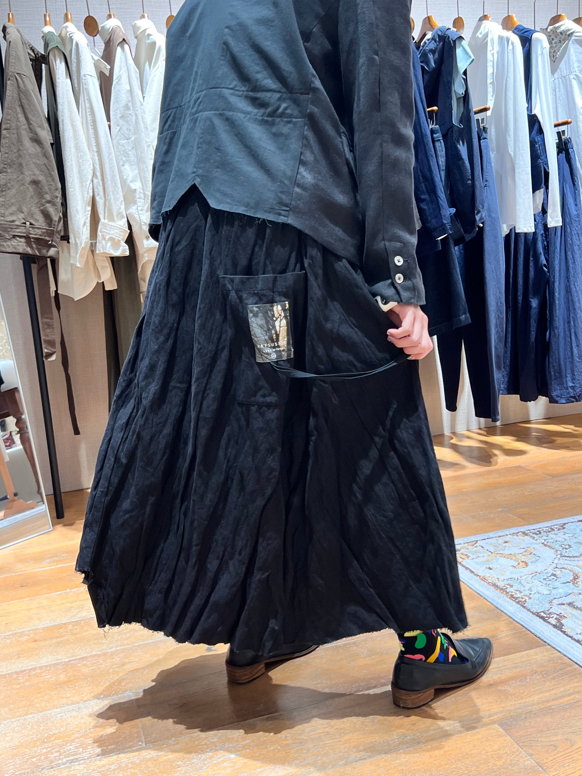 メタリックデザインフリンジスカート