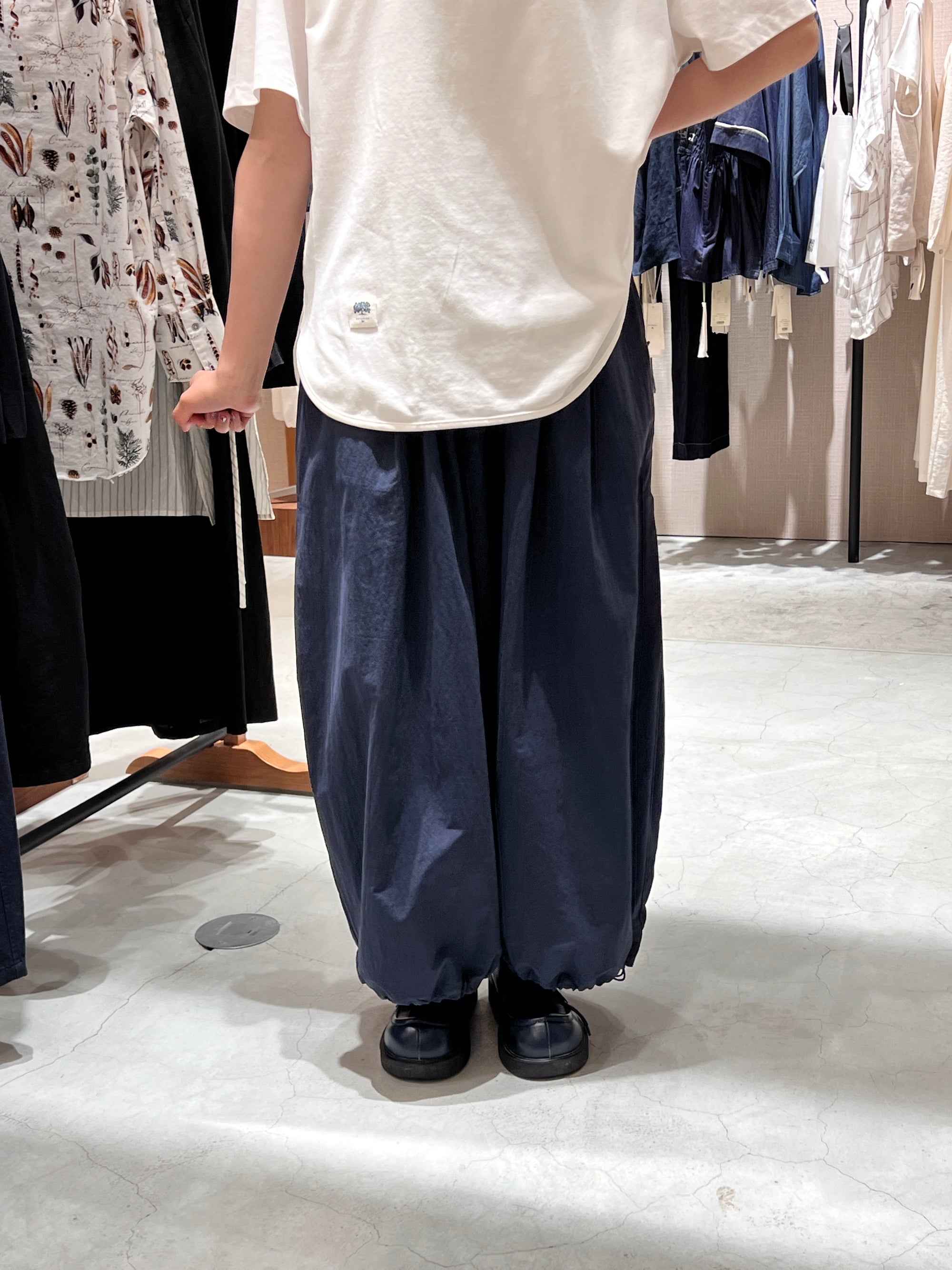 バルーンシルエットワイドパンツ