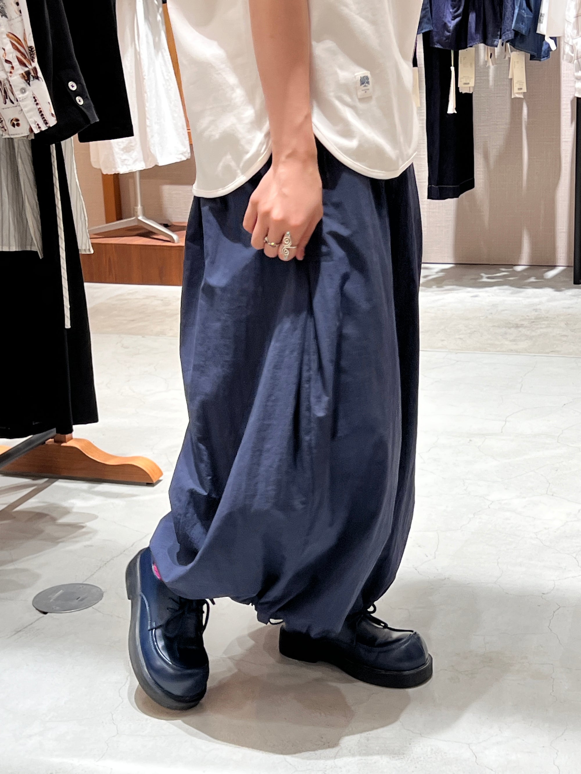 バルーンシルエットワイドパンツ