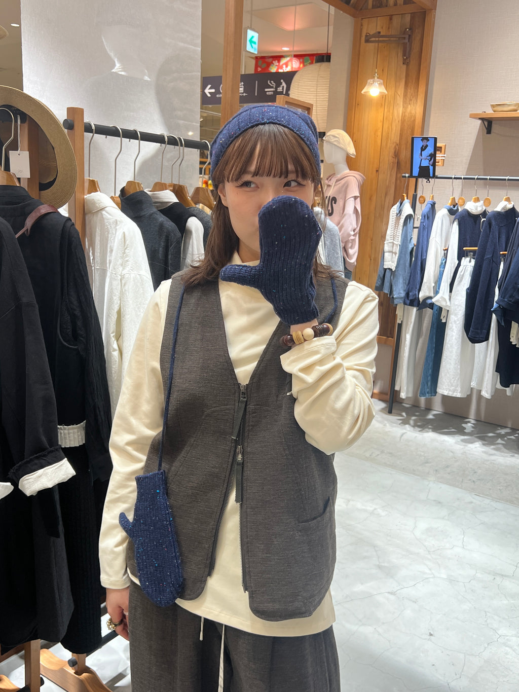 アバンギャルドカジュアルベスト