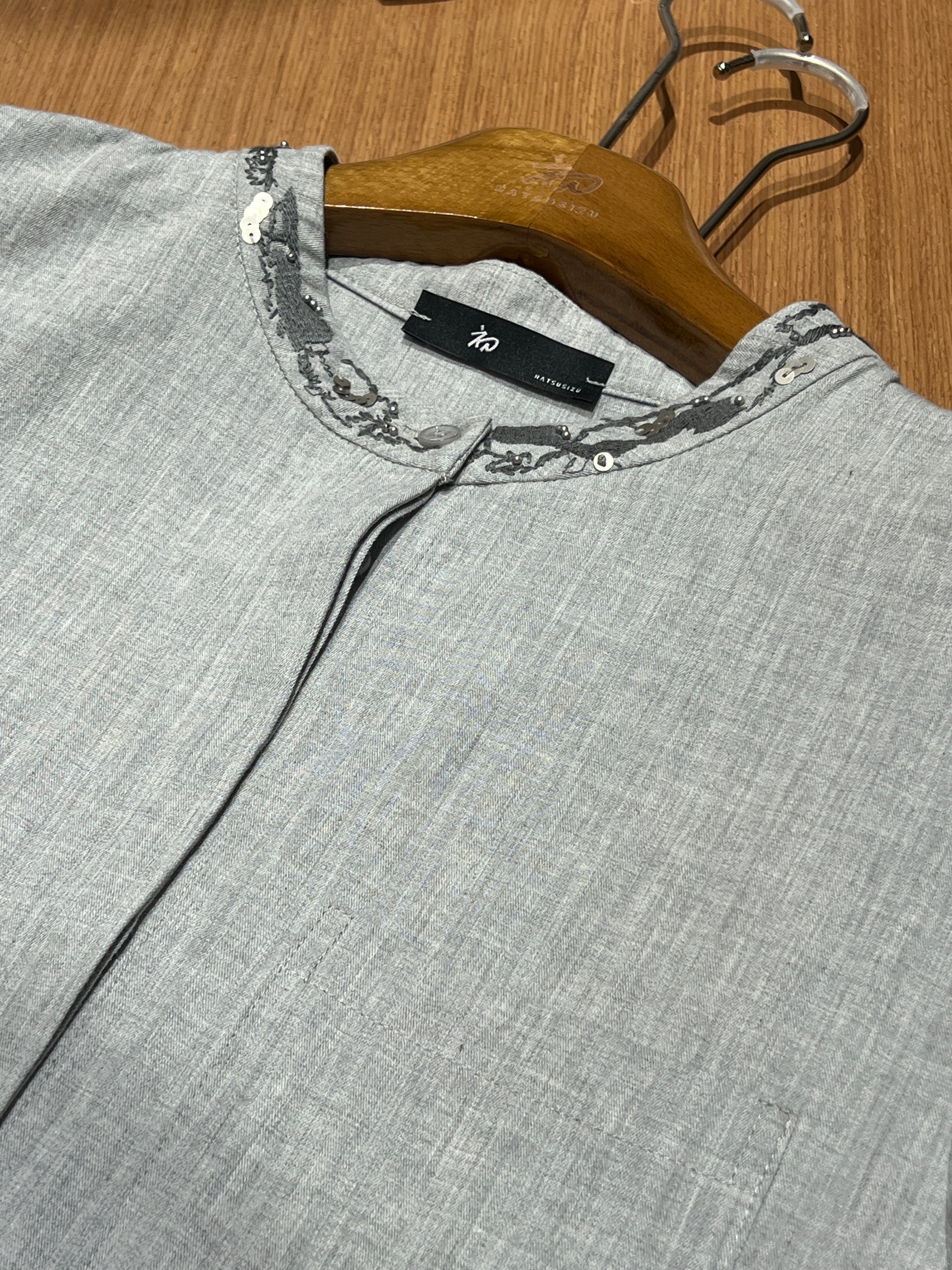 刺繍ハンドメイドスパンコールシャツ