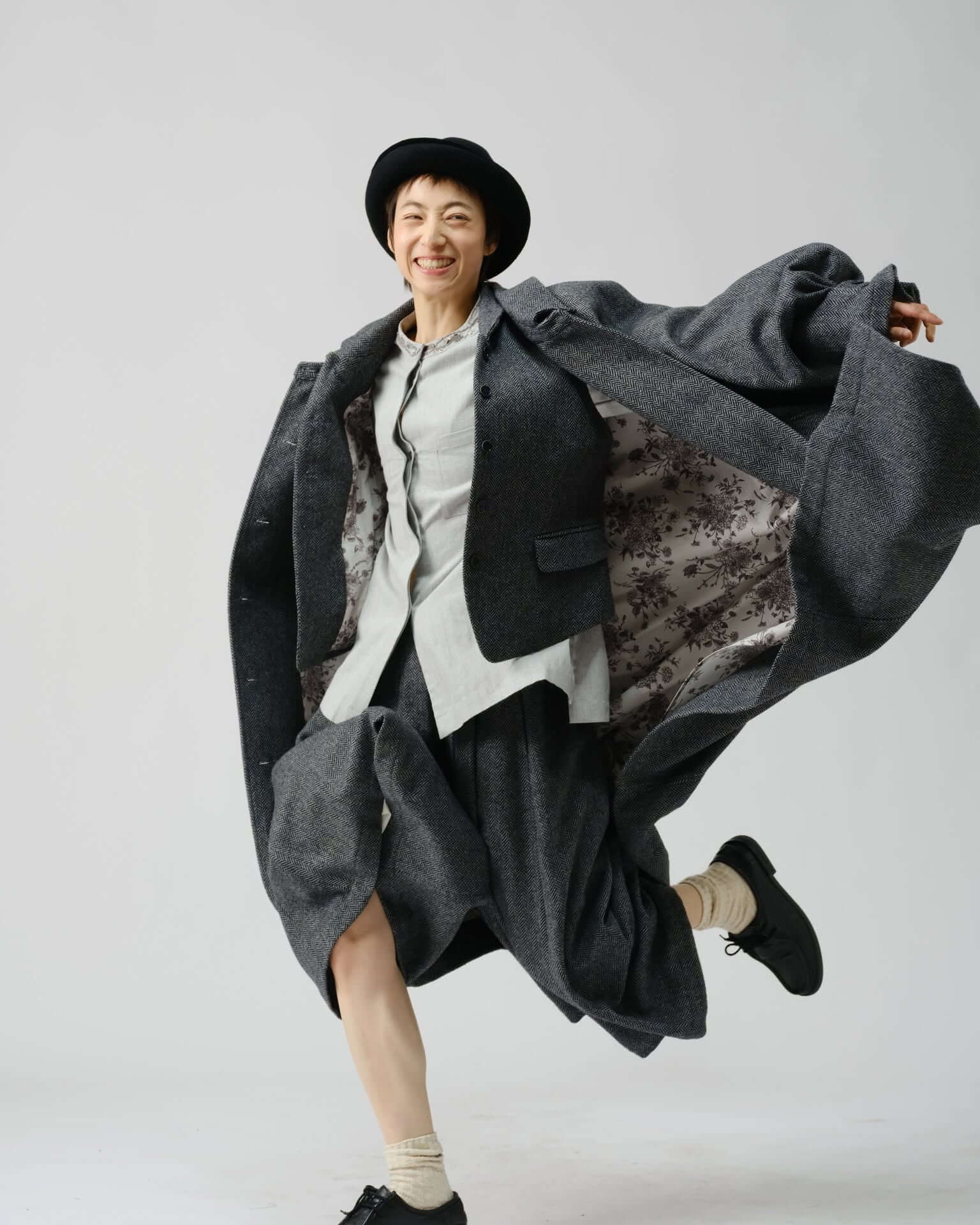 【レディースアパレル】ナチュラル系の服が注目されている理由とは