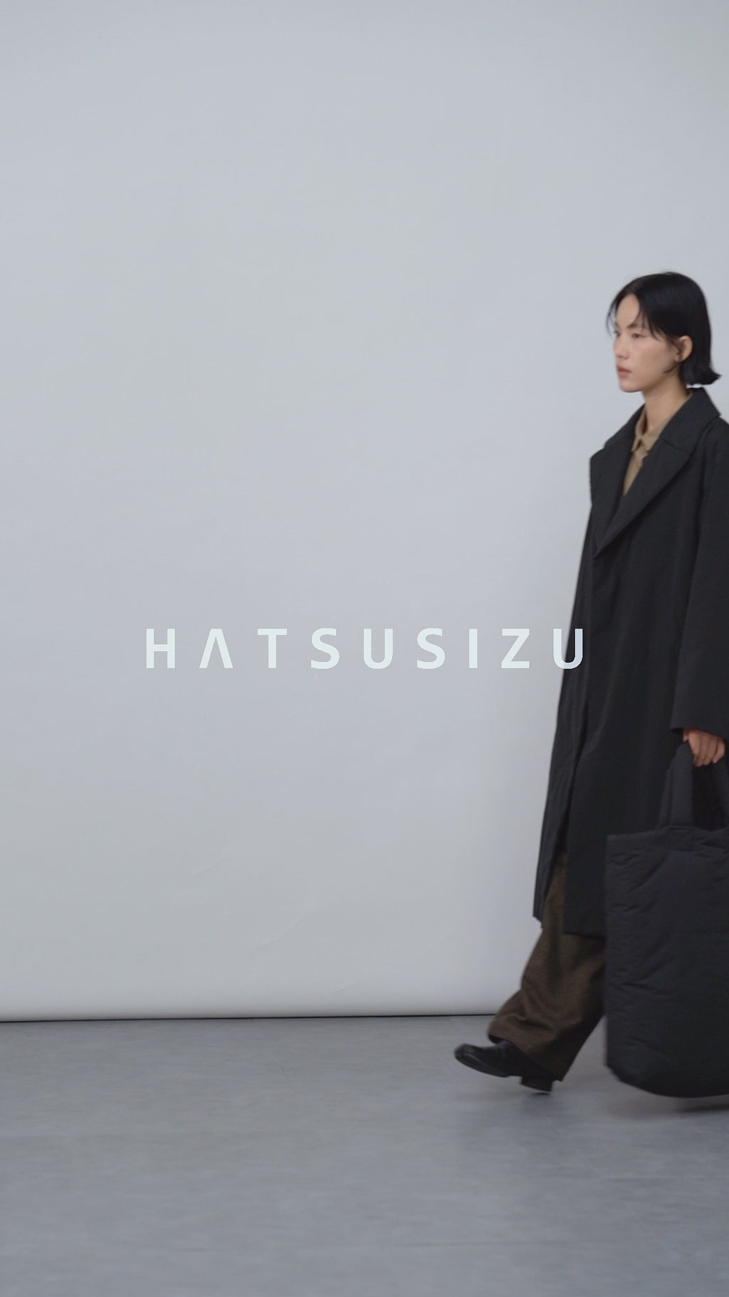 ヘリンボーンウールバナナパンツ